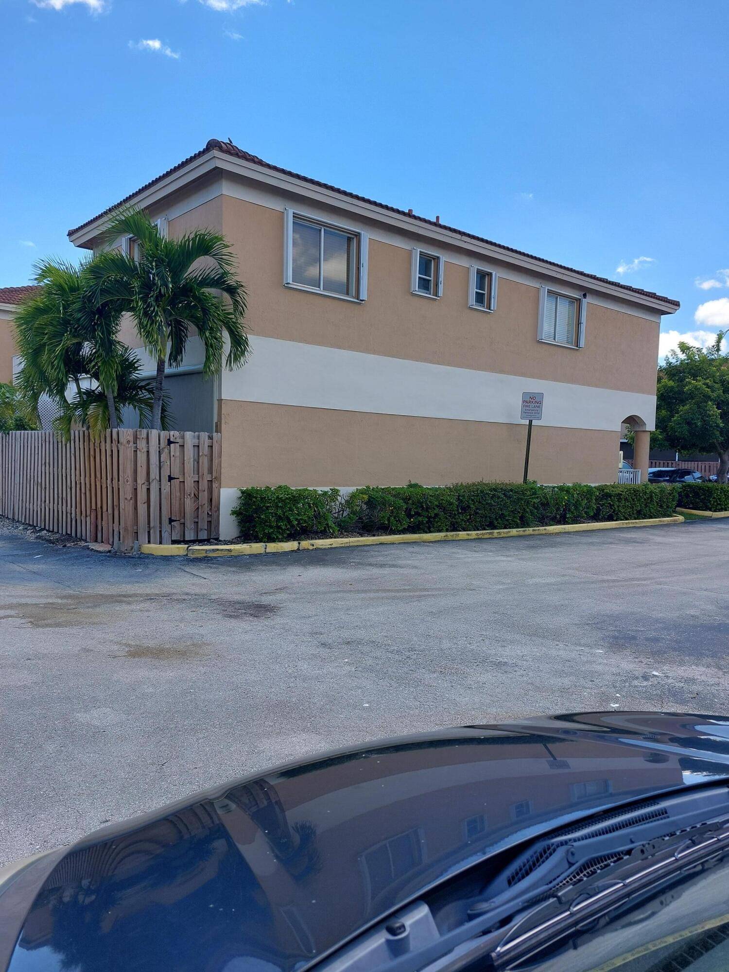 Hialeah, FL 33010,300 E 4 ST 103