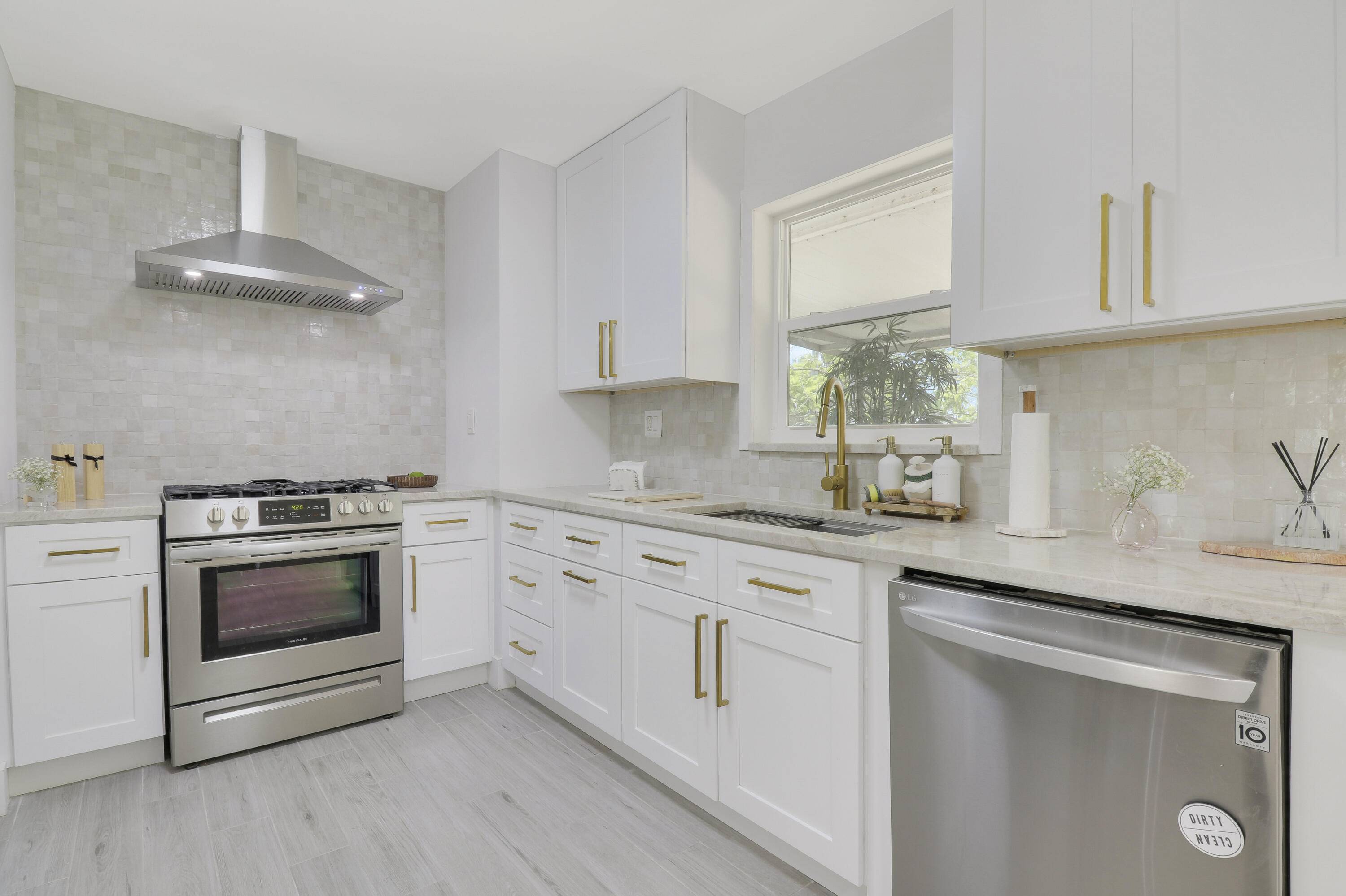 Palm Beach Gardens, FL 33410,396 Lighthouse DR