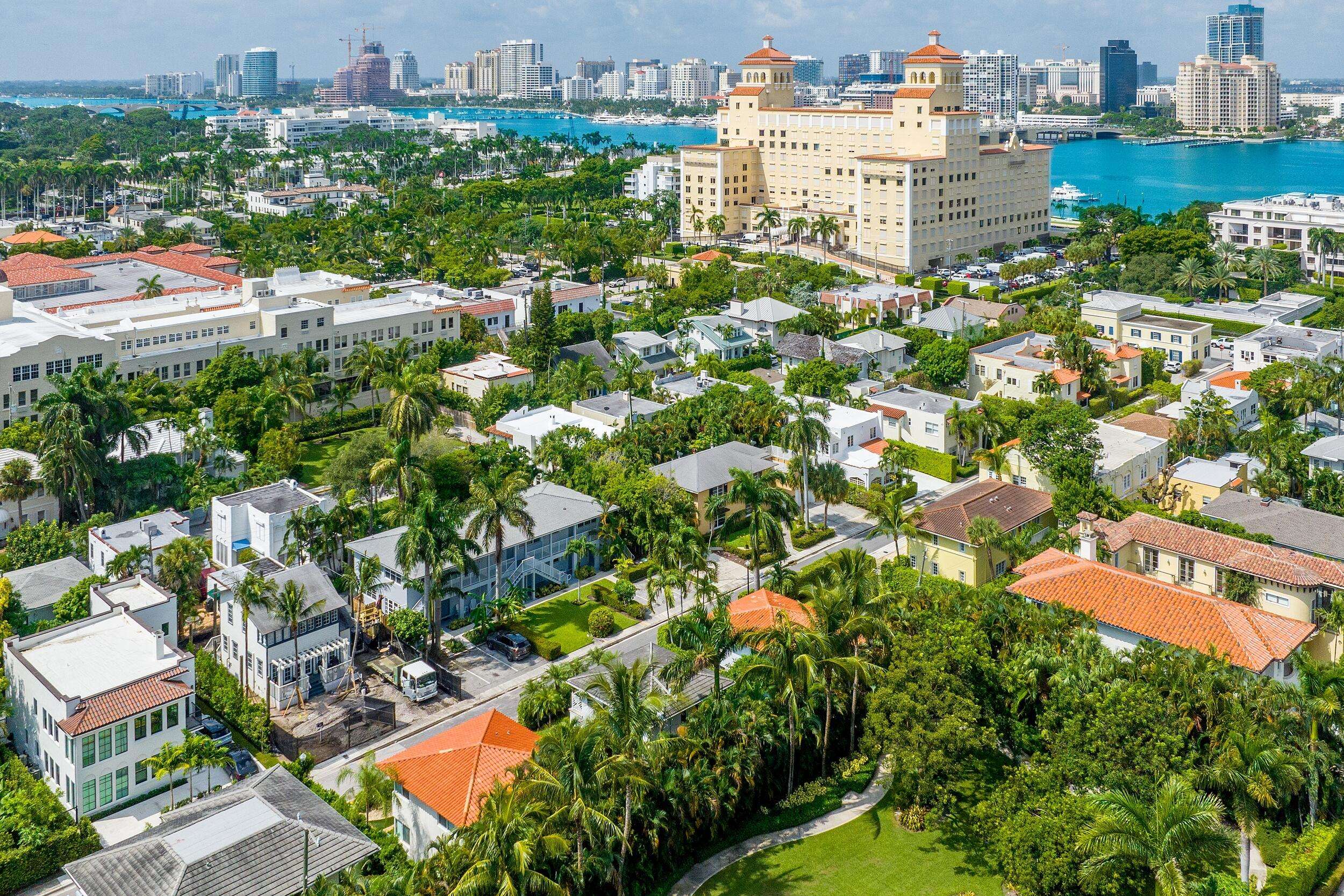 Palm Beach, FL 33480,233 Oleander AVE