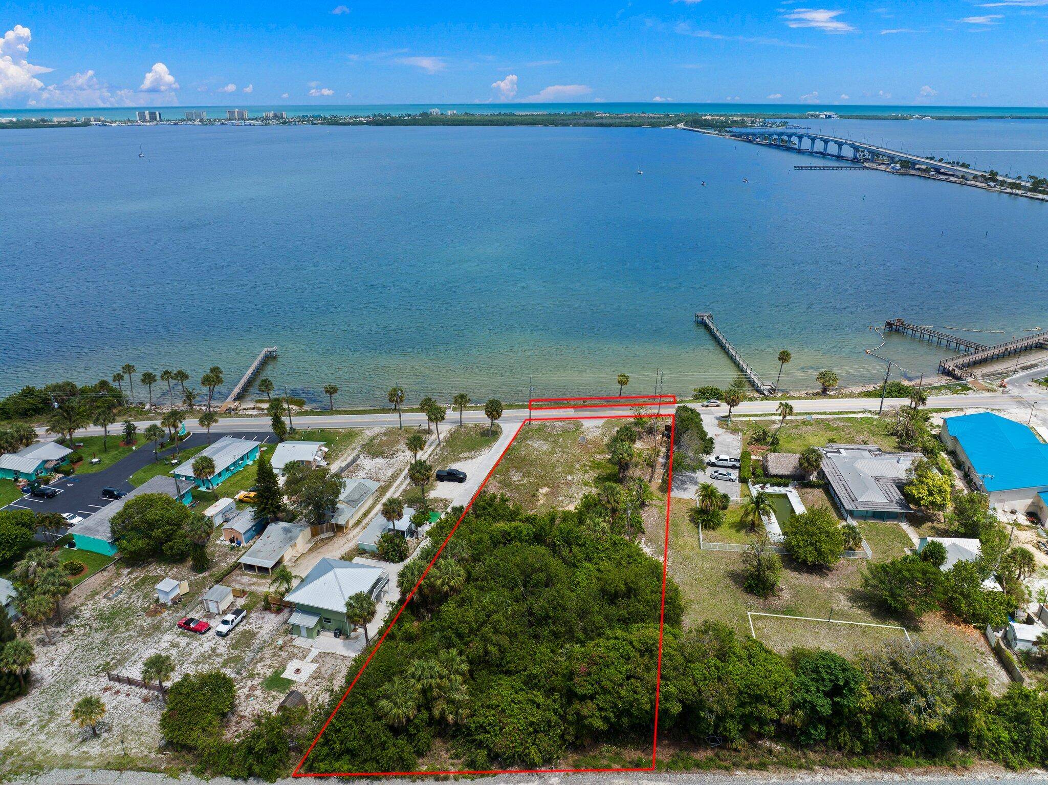 Jensen Beach, FL 34957,4080 NE Indian River DR