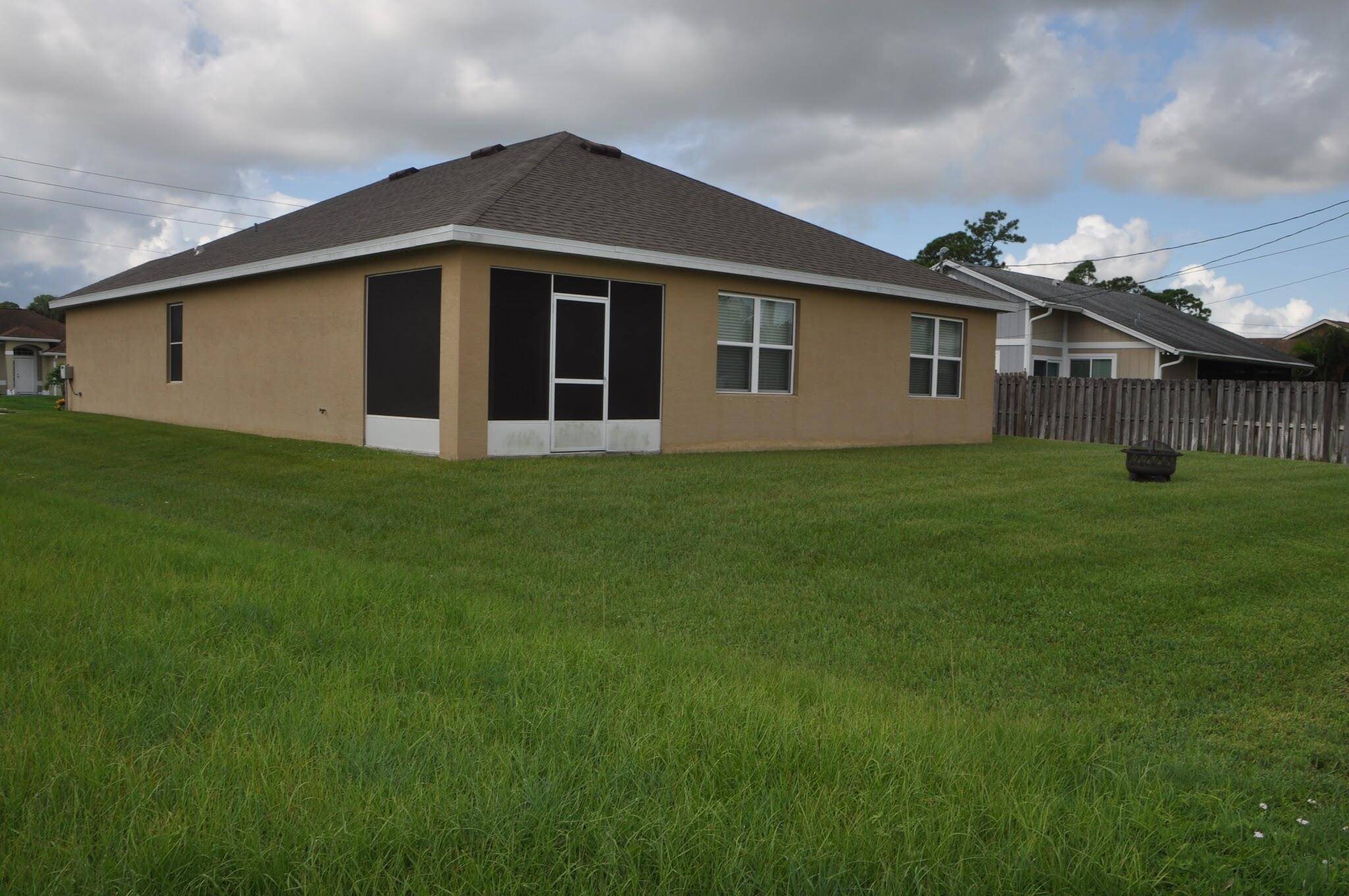 Port Saint Lucie, FL 34953,2257 SW Import DR