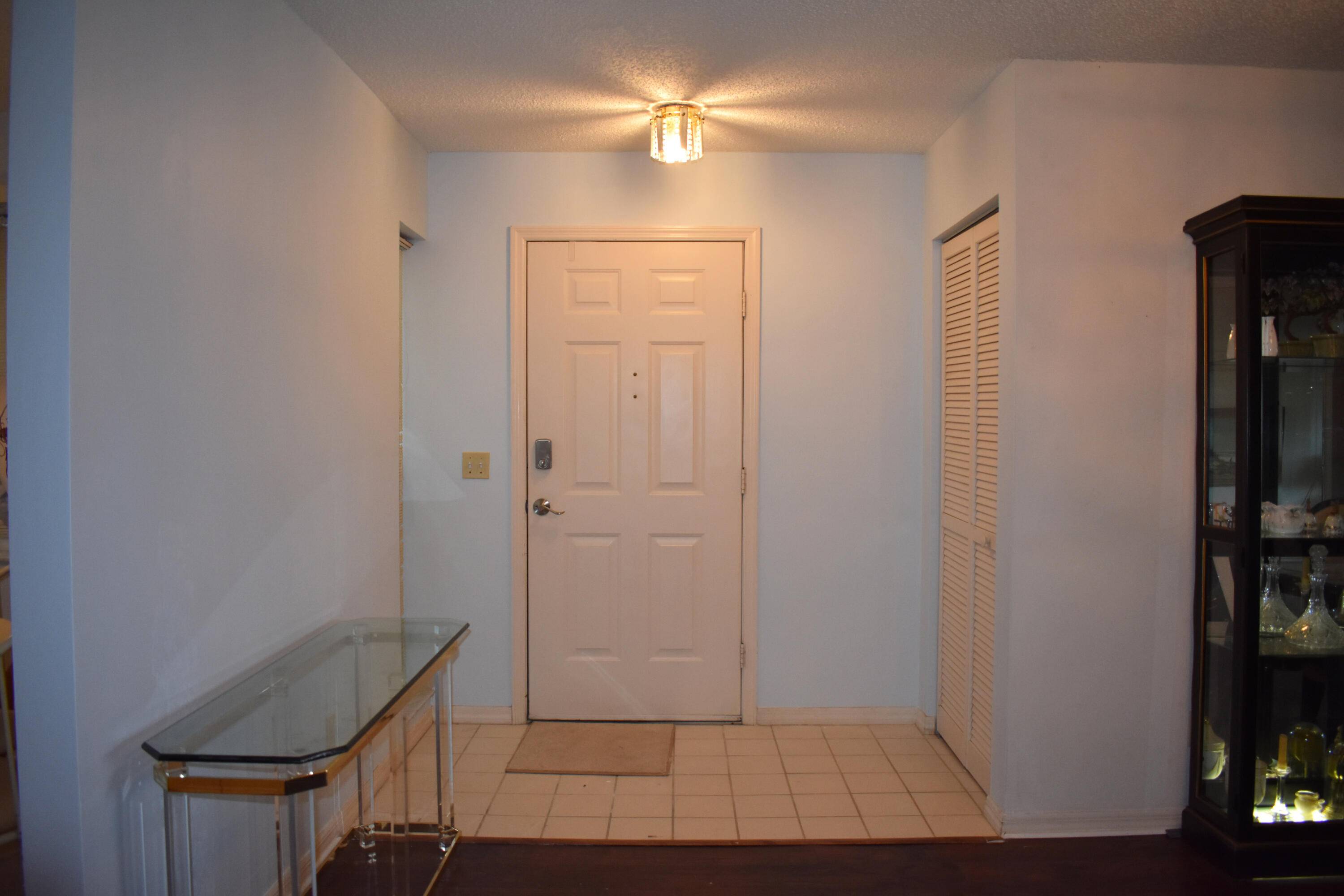 Vero Beach, FL 32962,500 Grove Isle CIR 103