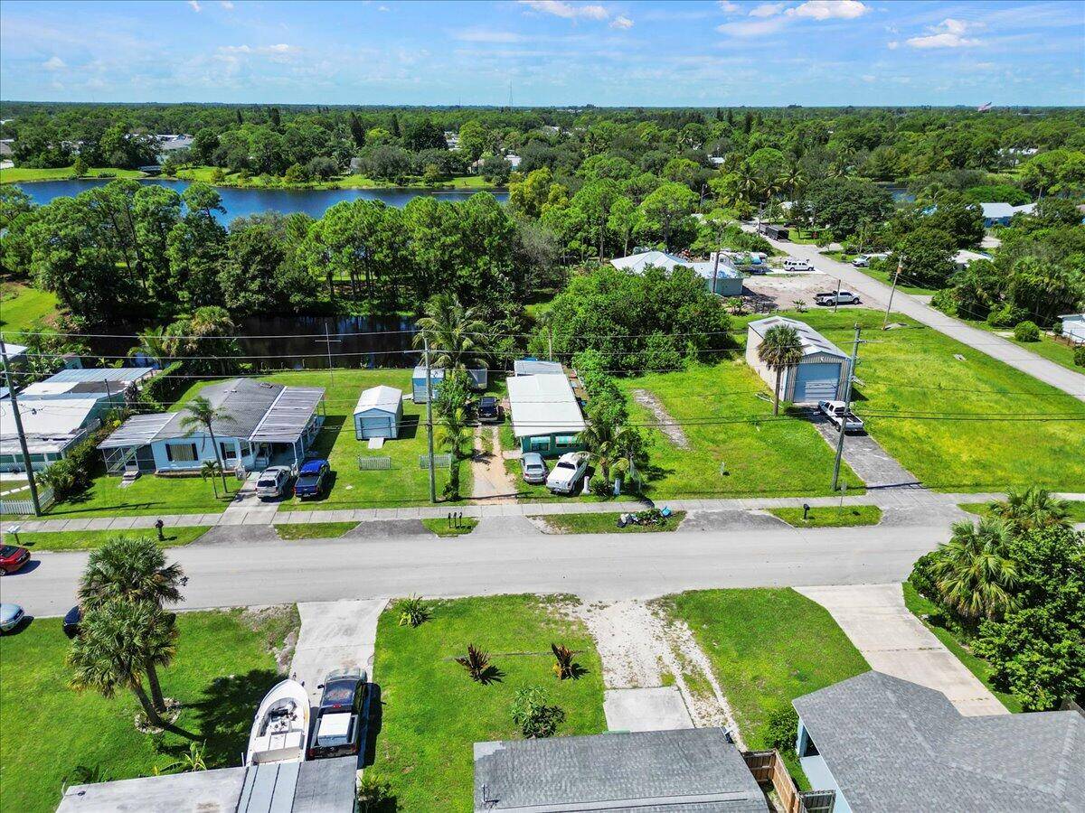 Stuart, FL 34997,5240 SE Ebbtide AVE