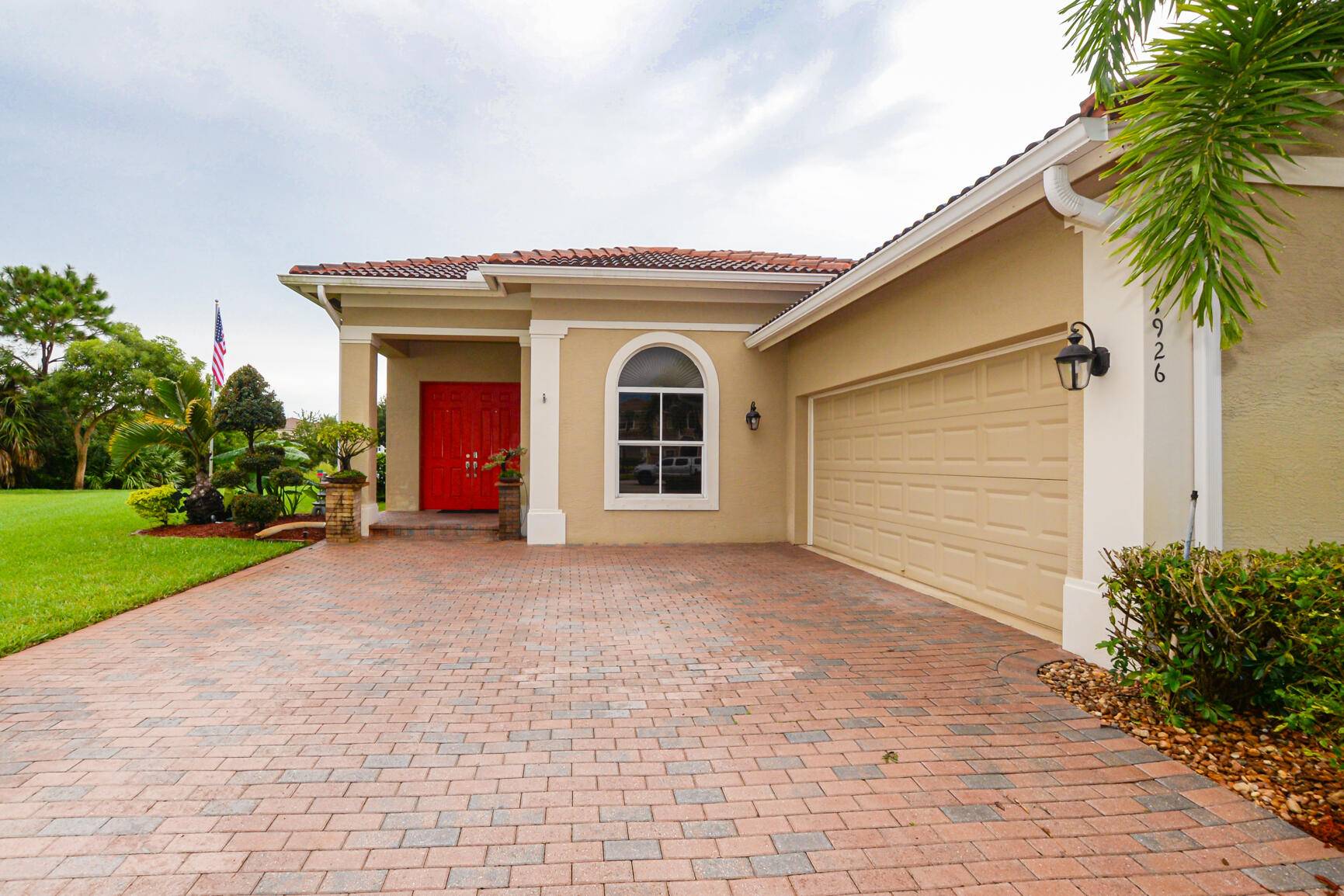 Port Saint Lucie, FL 34953,1926 SW Exeter CT