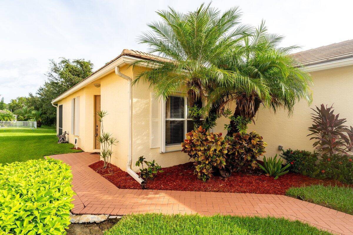 Port Saint Lucie, FL 34986,889 SW Rocky Bayou TER
