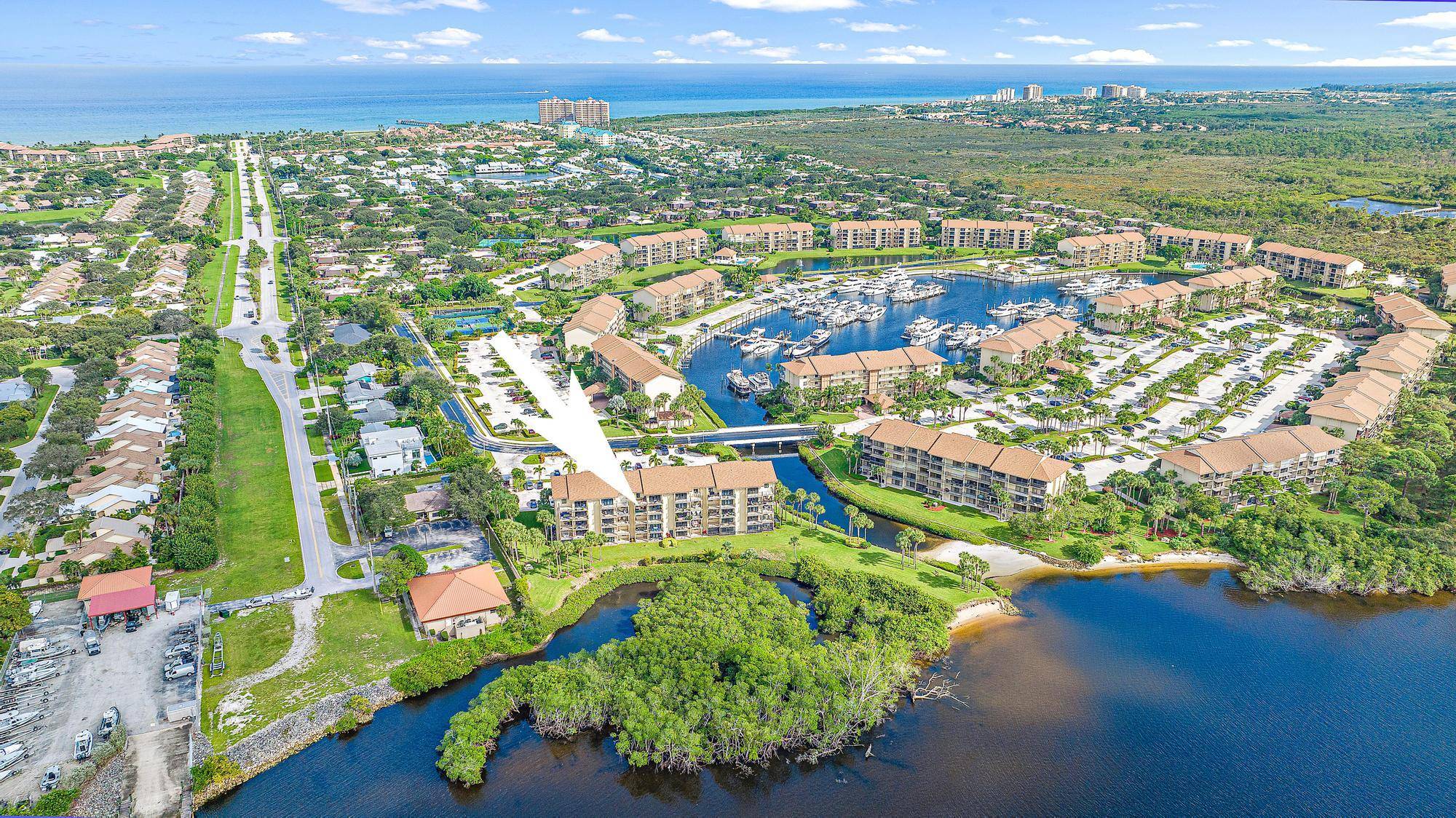 Jupiter, FL 33477,1701 Marina Isle WAY 204