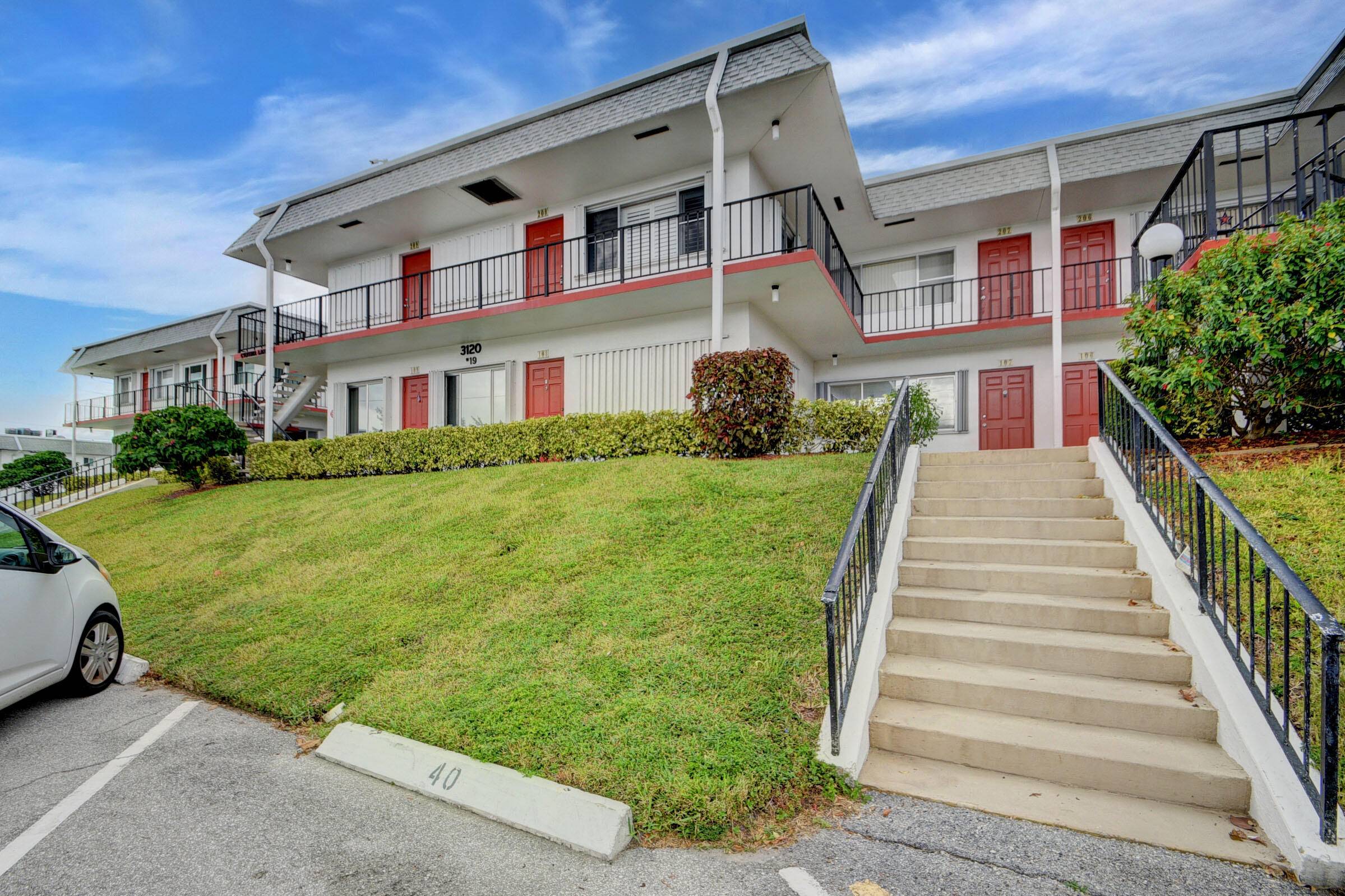 Lake Worth Beach, FL 33461,3120 Cynthia LN 208