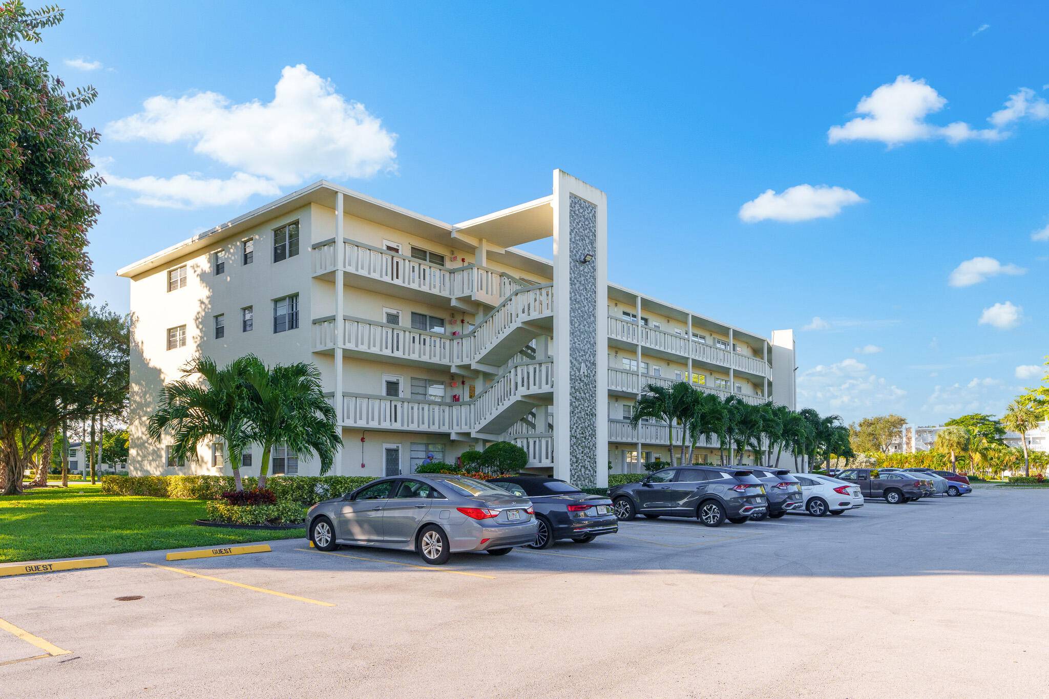Deerfield Beach, FL 33442,2017 Cambridge A