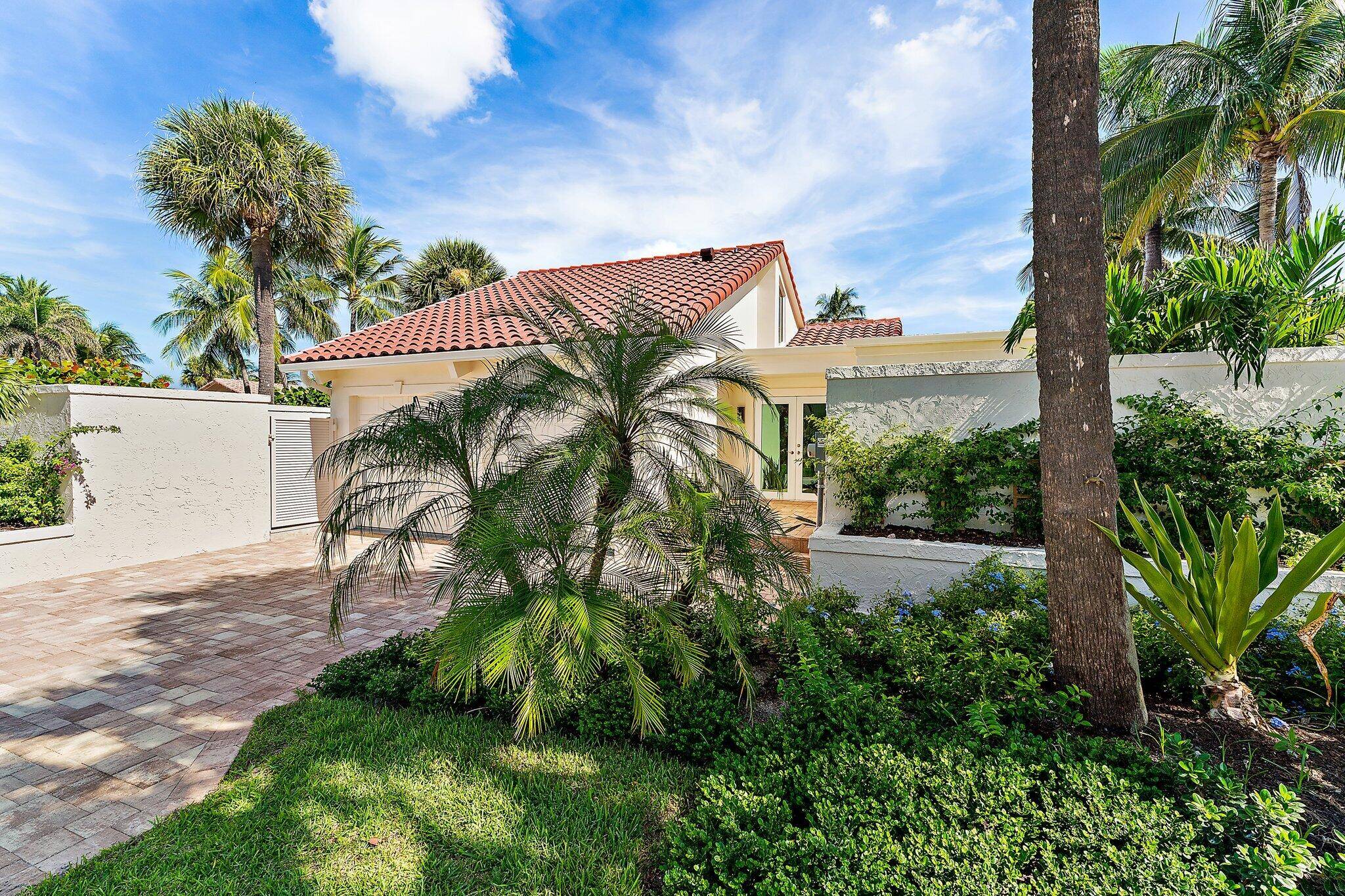 Jupiter, FL 33477,106 Goldfish LN