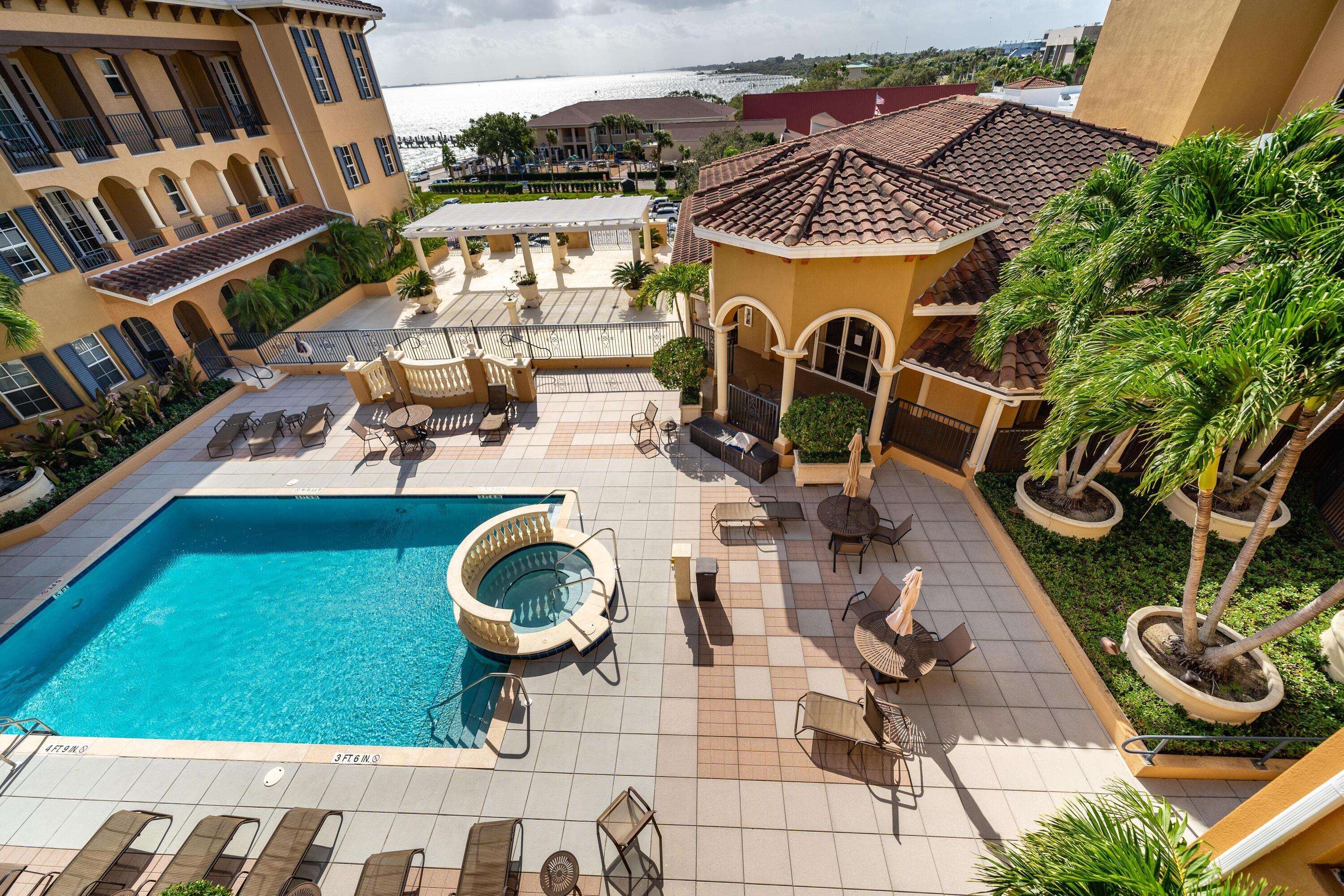 Fort Pierce, FL 34950,20 Orange AVE Ph2