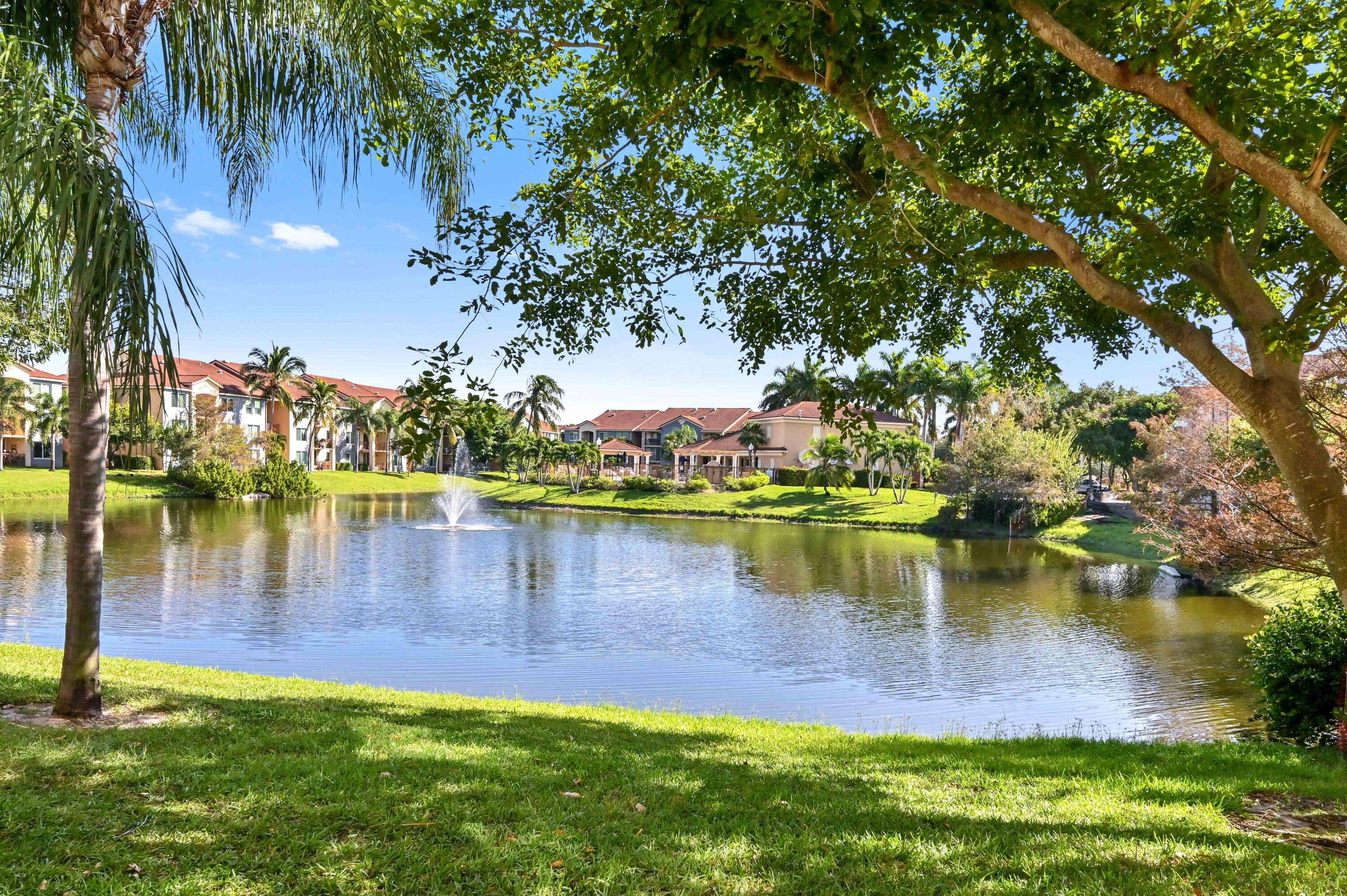 Boynton Beach, FL 33435,715 Villa CIR