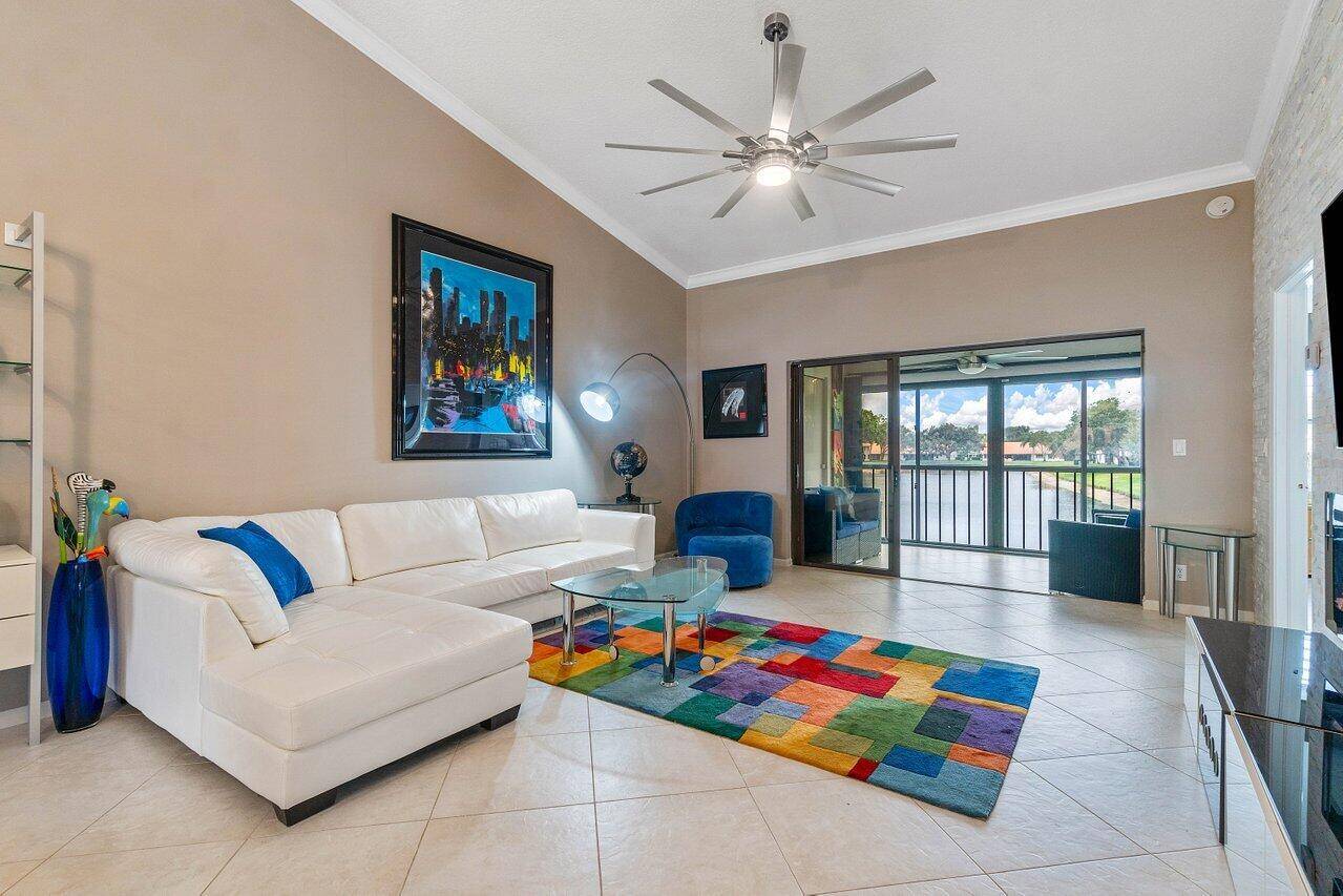 Boynton Beach, FL 33437,9700 Pavarotti TER 204