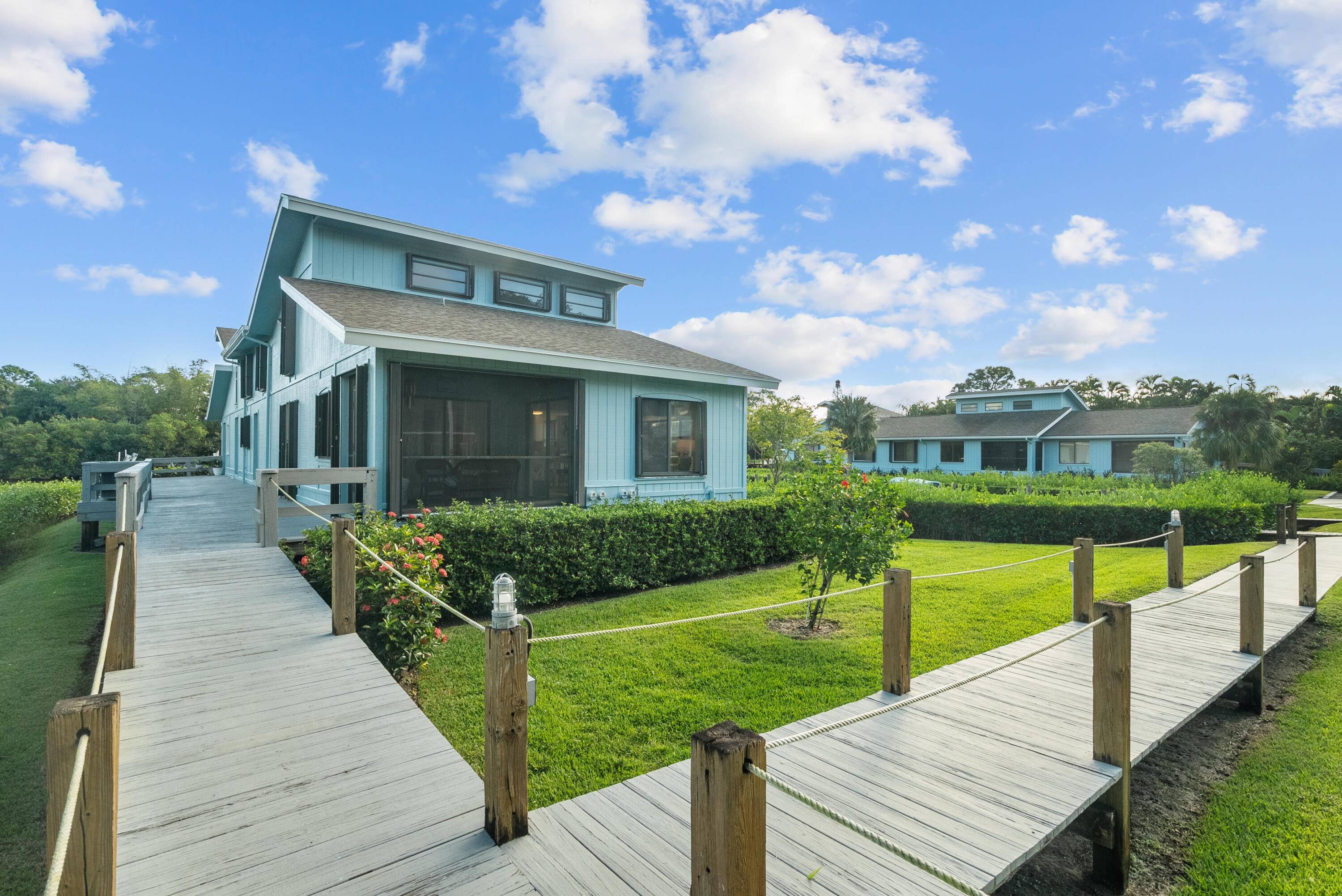 Stuart, FL 34997,4901 SE Capstan AVE A-3