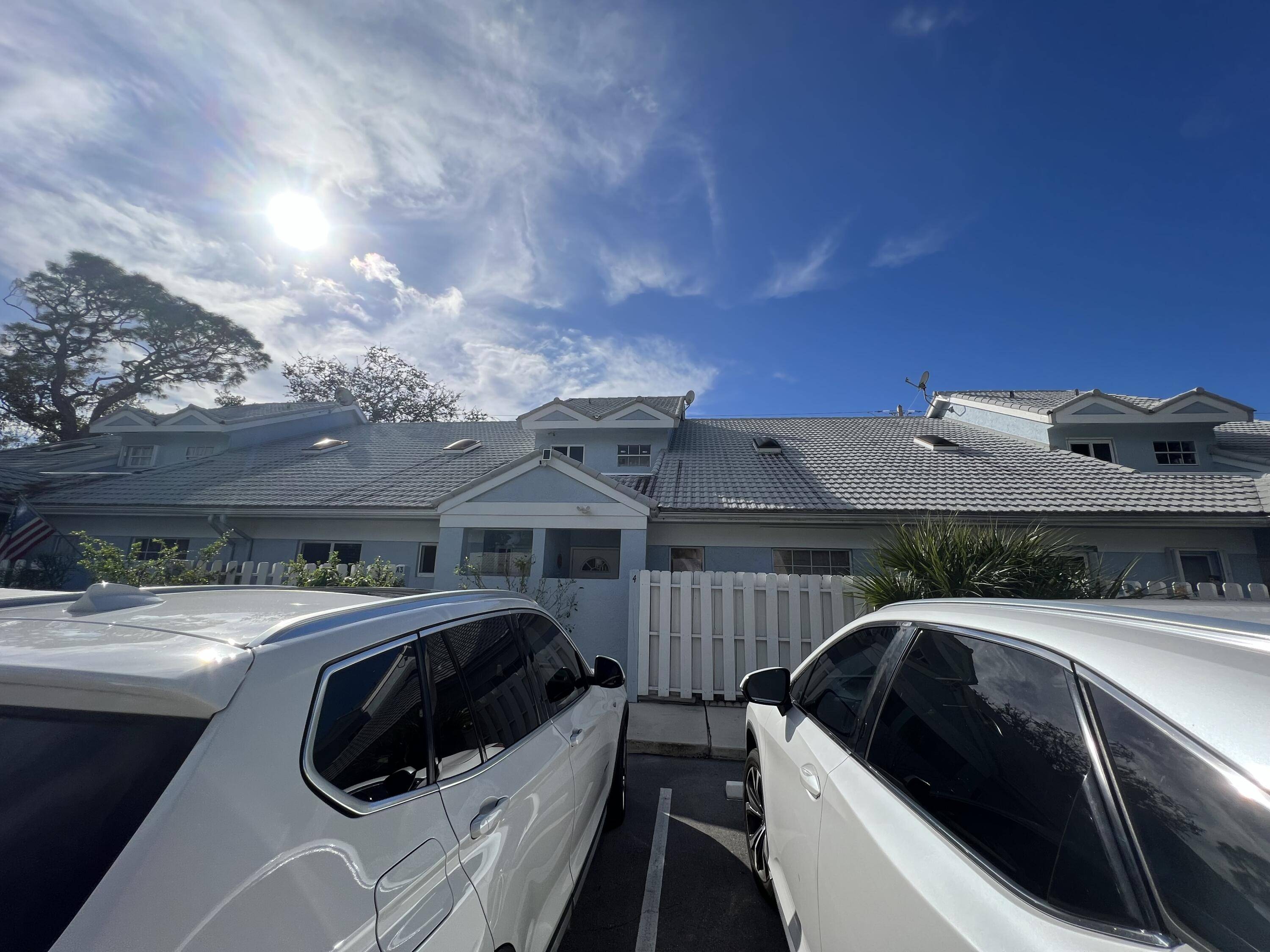 Deerfield Beach, FL 33441,310 SE 2nd Avenue Apt A4