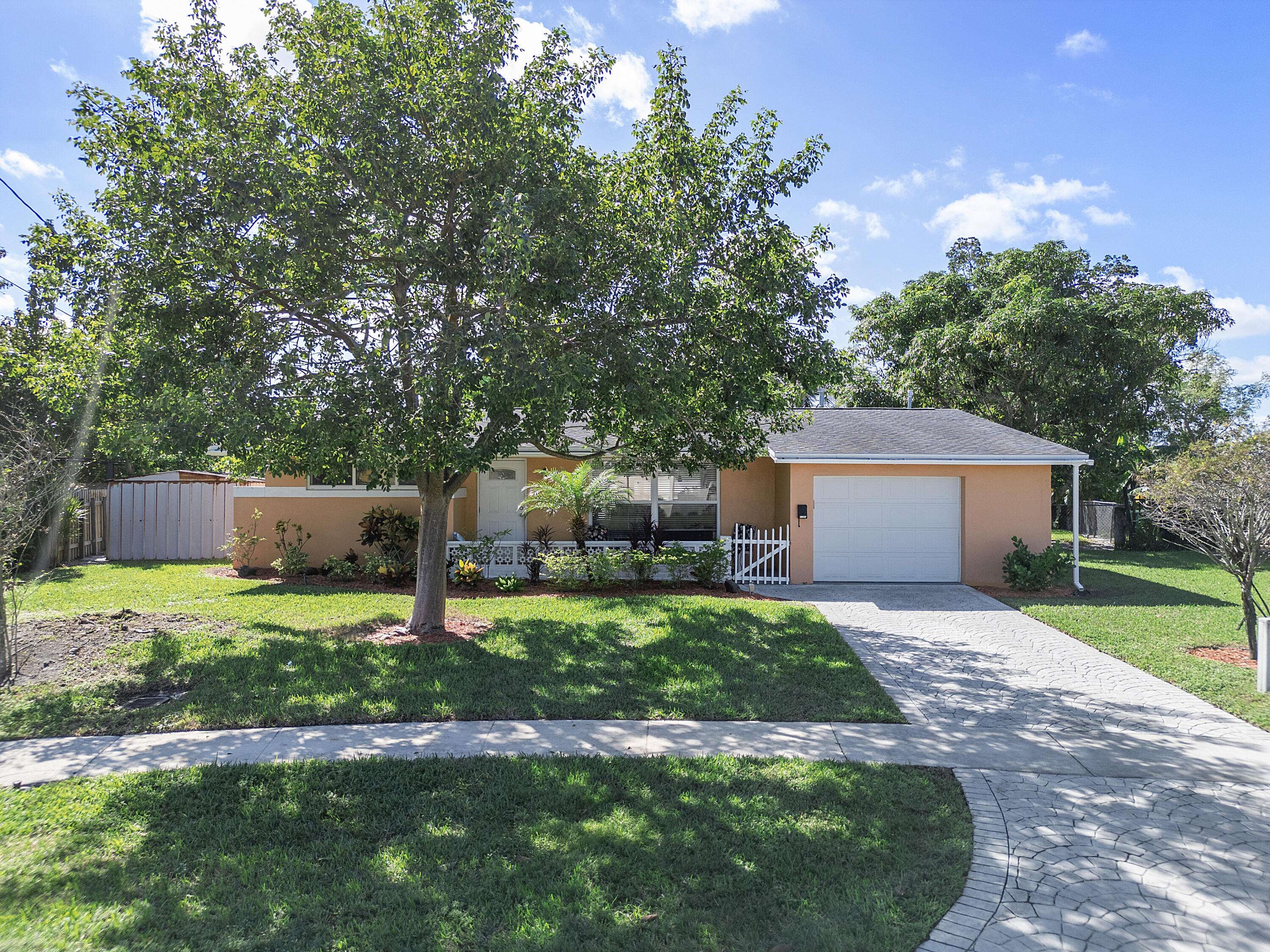 Sunrise, FL 33322,2101 NW 77th AVE