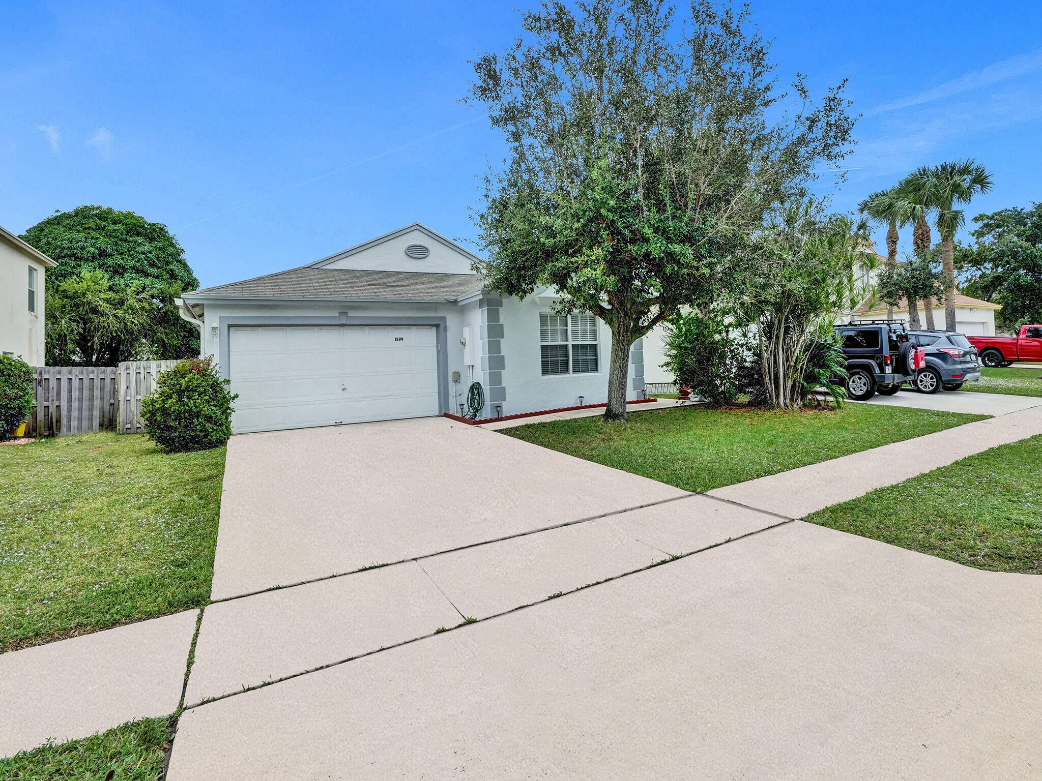 West Palm Beach, FL 33415,1399 Red Apple LN