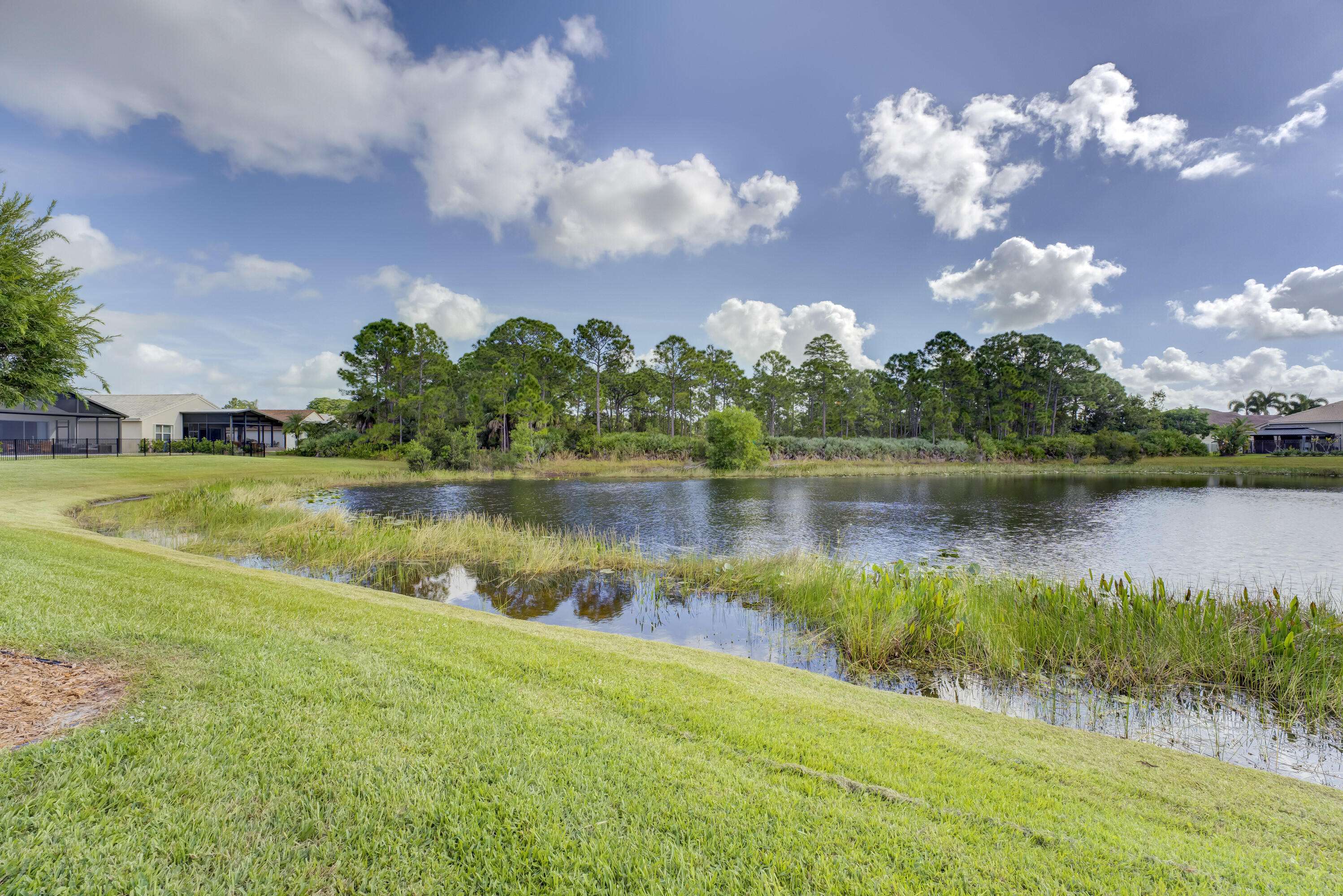 Stuart, FL 34997,7095 SE Twin Oaks CIR