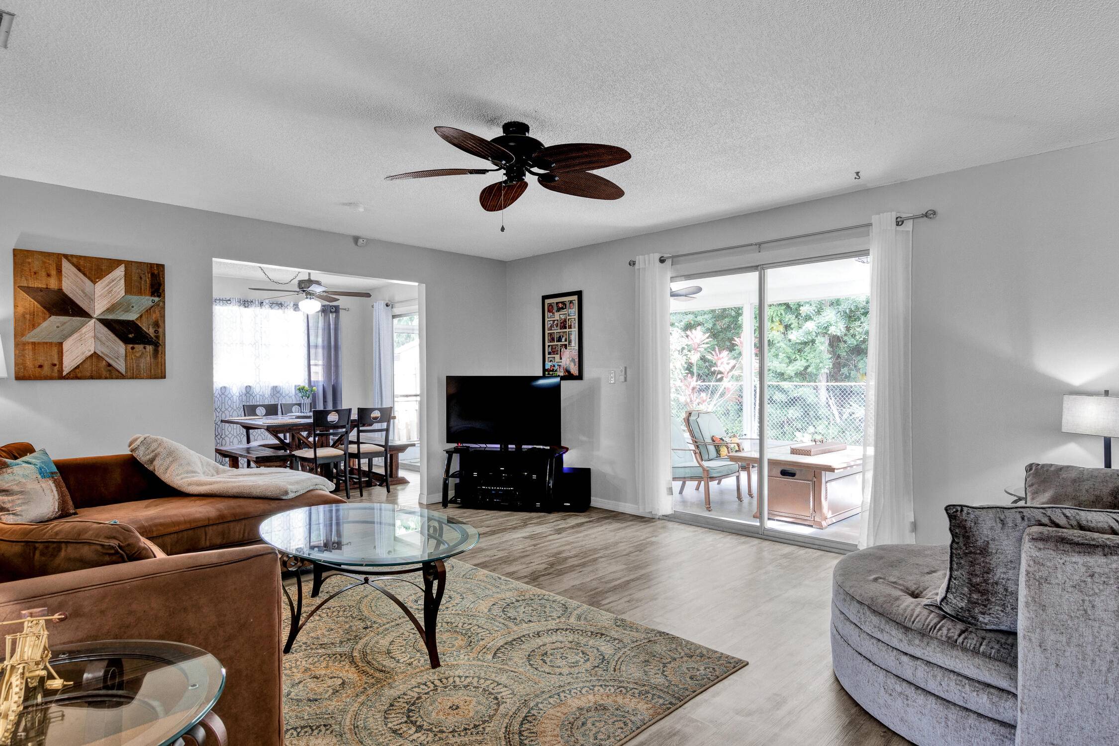 Vero Beach, FL 32966,2466 44th AVE