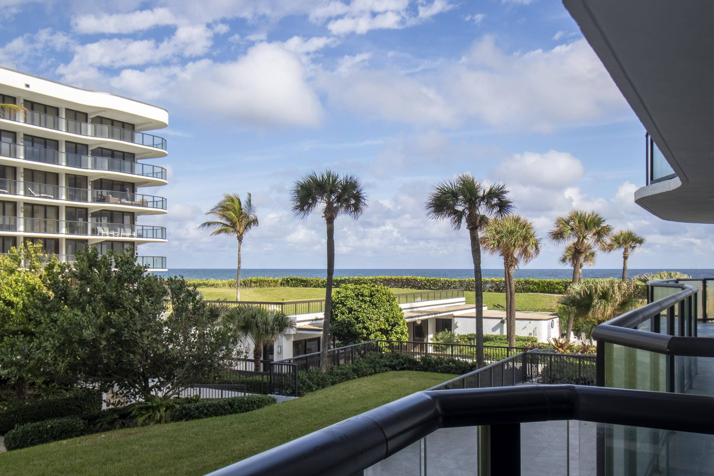 Palm Beach, FL 33480,3440 S Ocean BLVD 204s