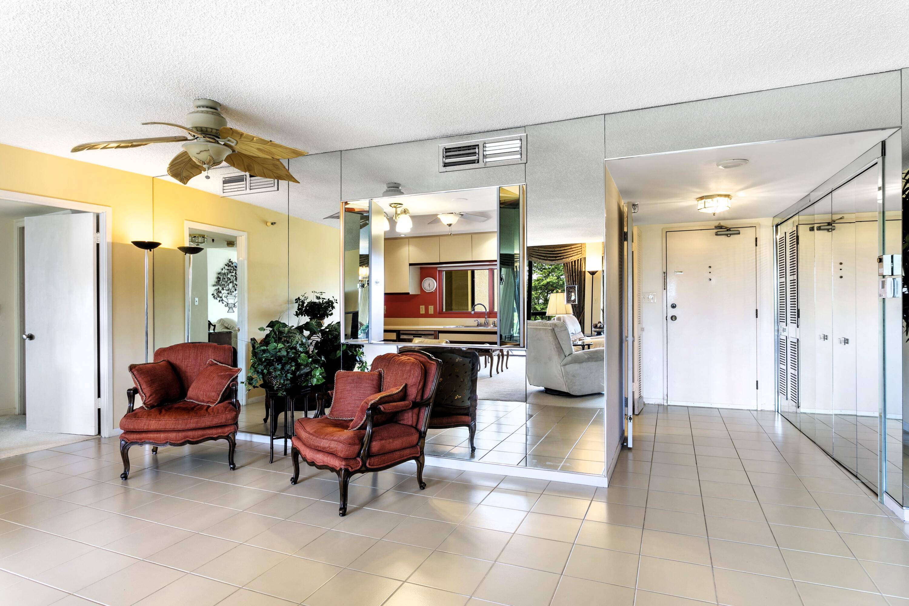 West Palm Beach, FL 33401,2480 Presidential WAY 403