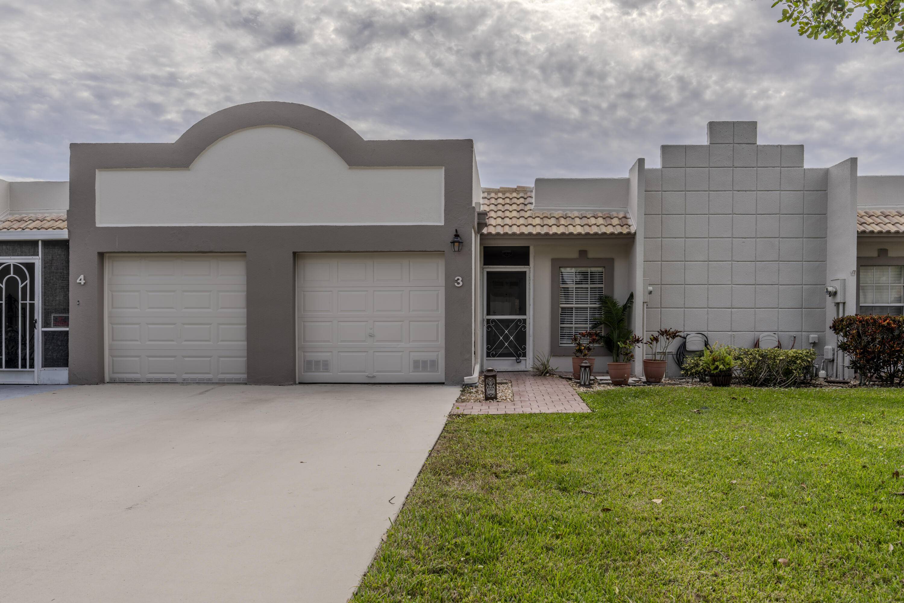 Boca Raton, FL 33496,9244 Flynn CIR 3