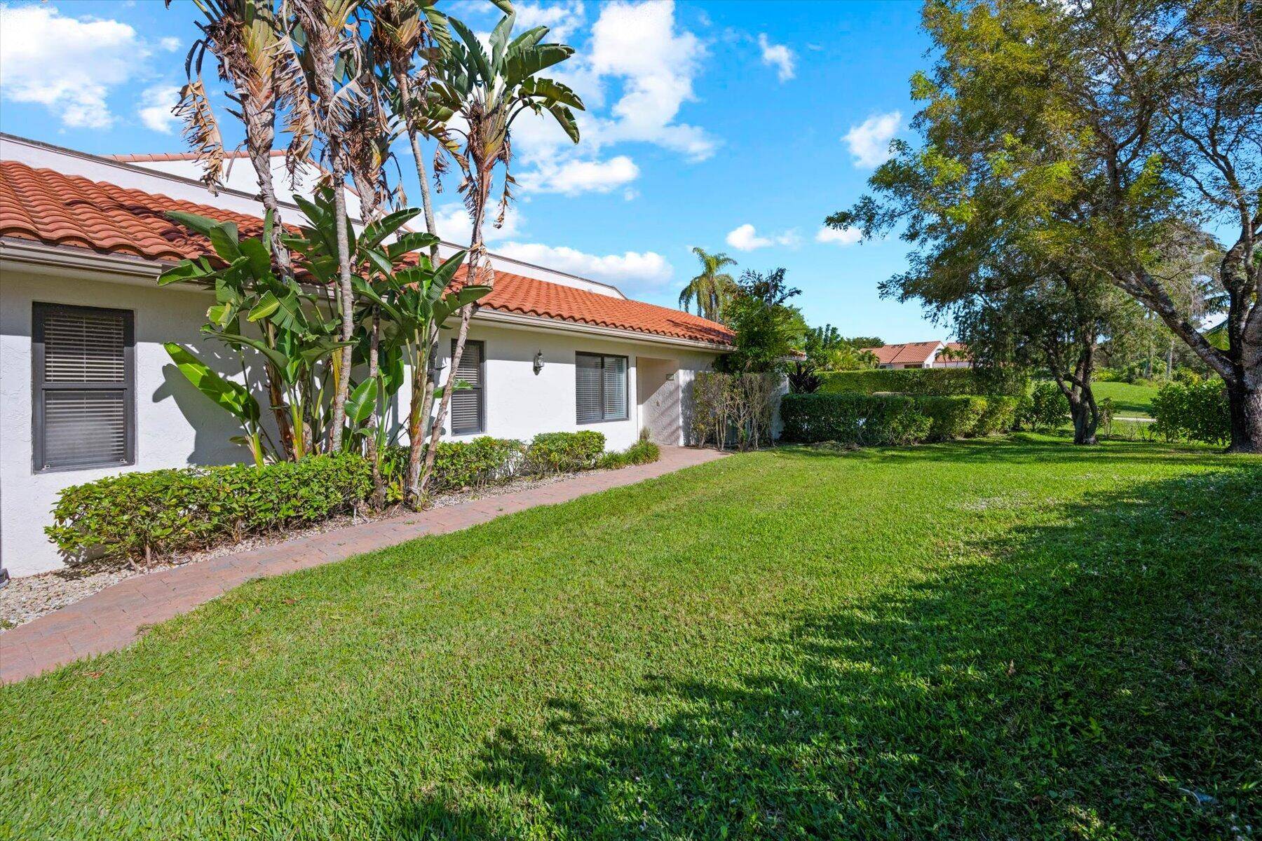 Wellington, FL 33414,2600 Sheltingham DR