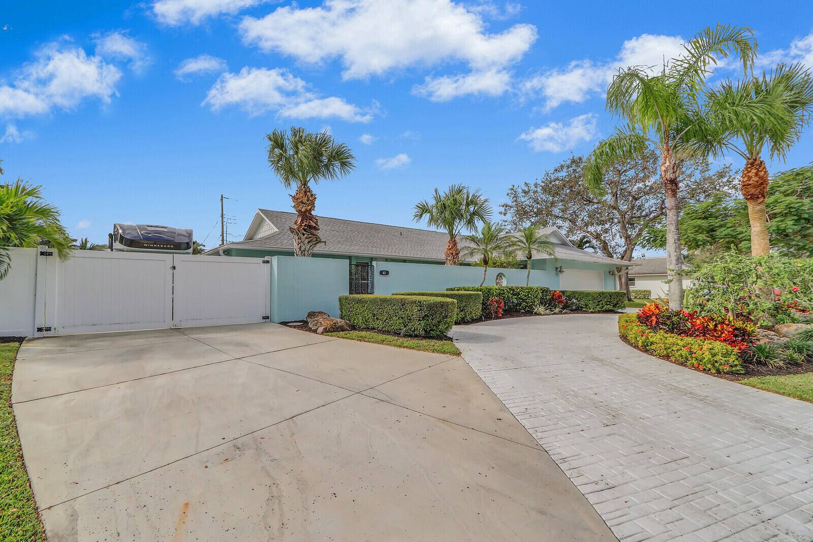 Tequesta, FL 33469,41 Golfview DR