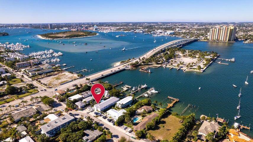 Riviera Beach, FL 33404,2649 Lake DR 3