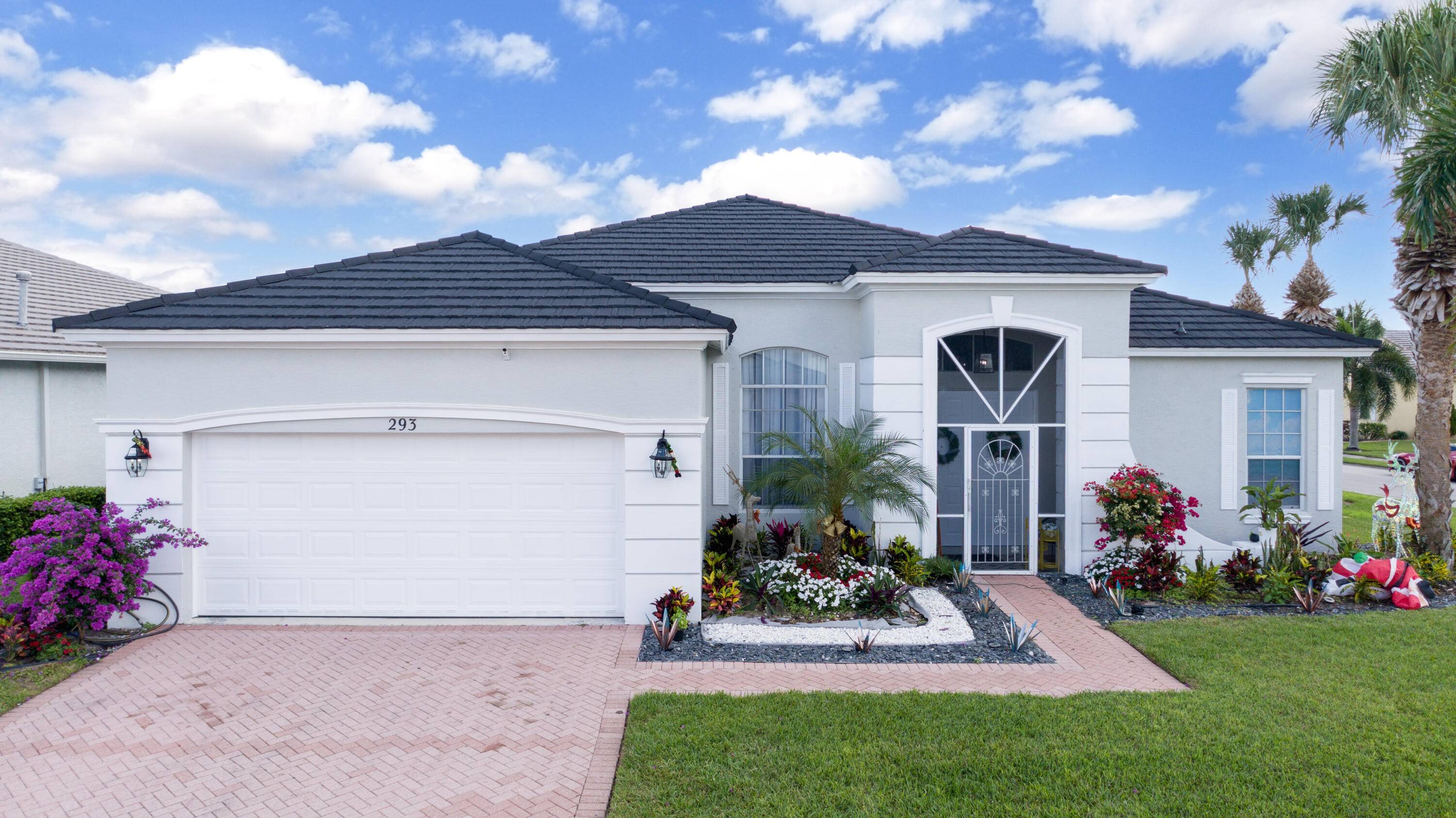 Port Saint Lucie, FL 34986,293 SW Lake Forest WAY