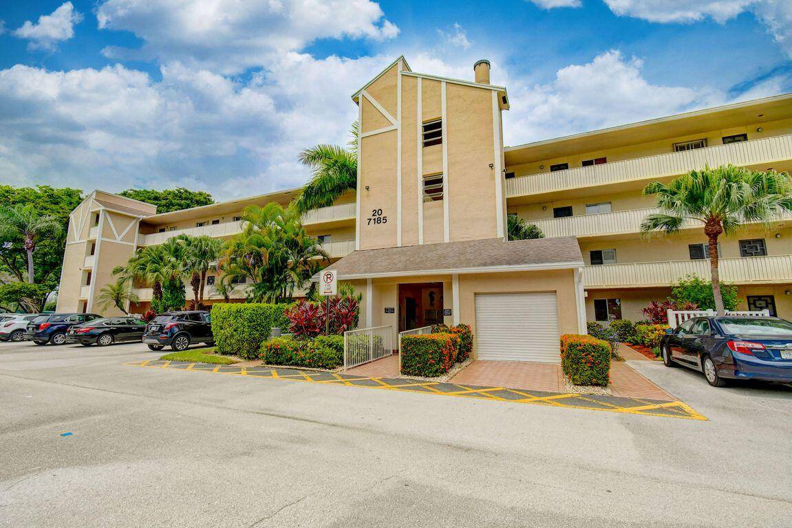 Delray Beach, FL 33446,7185 Huntington LN 303