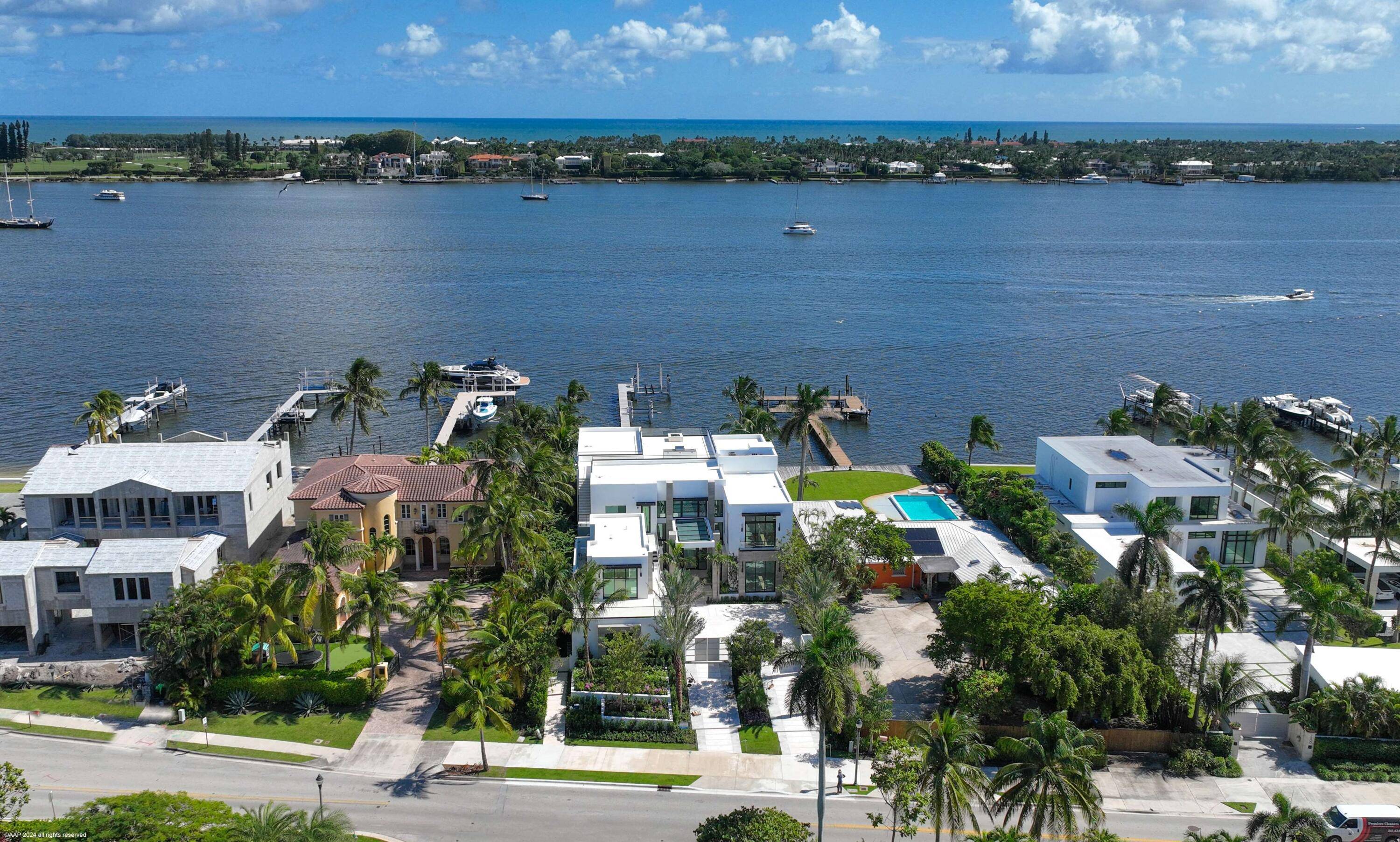 West Palm Beach, FL 33407