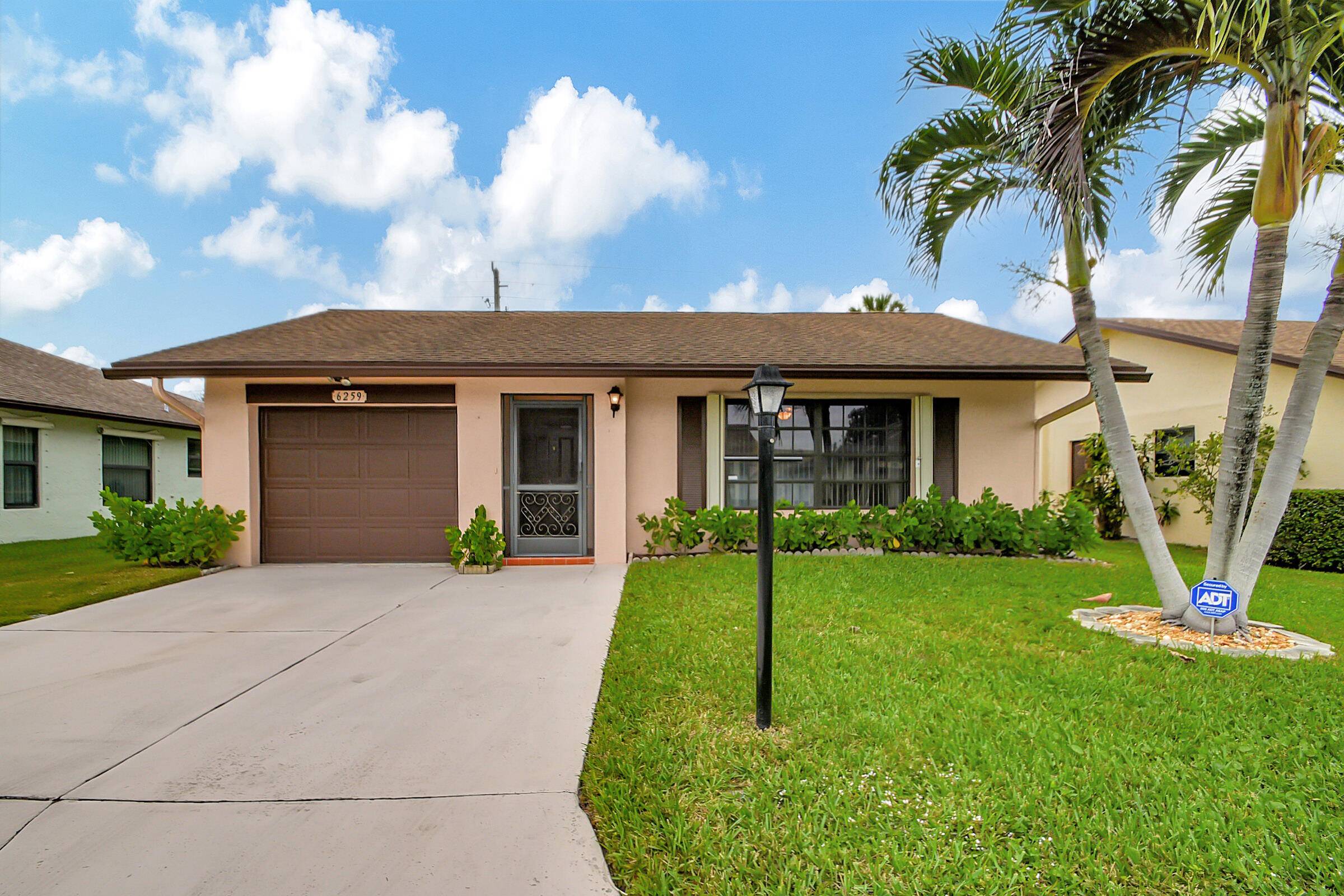 Greenacres, FL 33463,6259 Red Cedar CIR