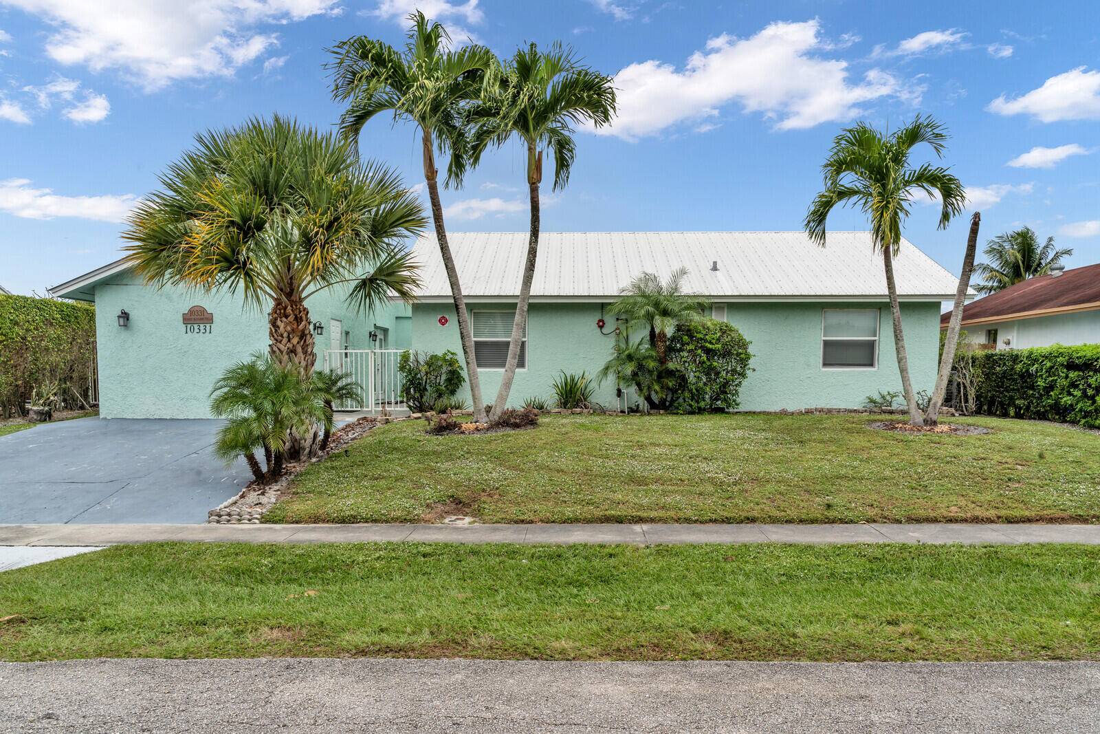 Royal Palm Beach, FL 33411,10331 Pippin LN