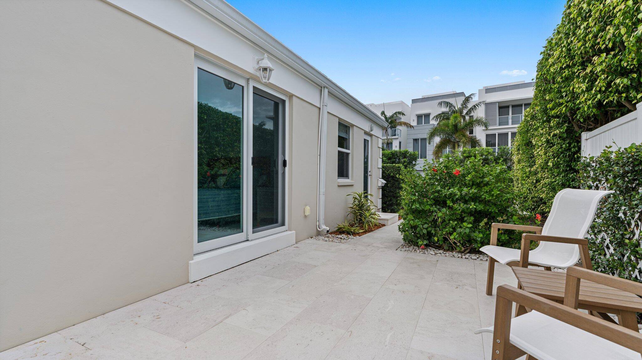Delray Beach, FL 33483,129 Macfarlane DR