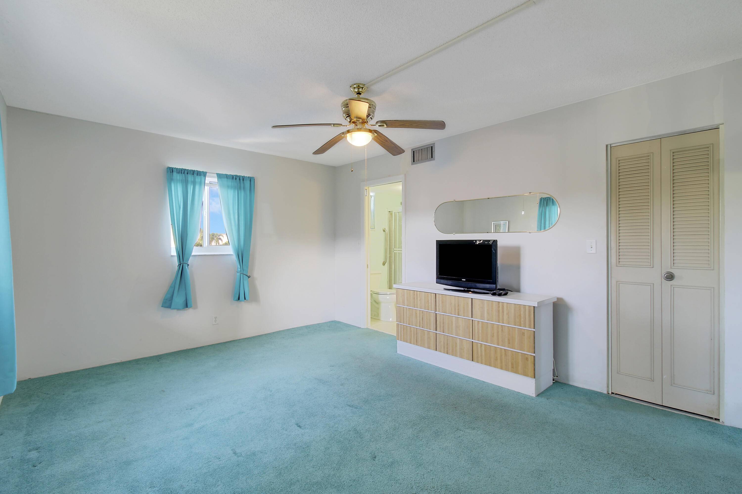 Lake Worth, FL 33461,2770 S Garden DR 201