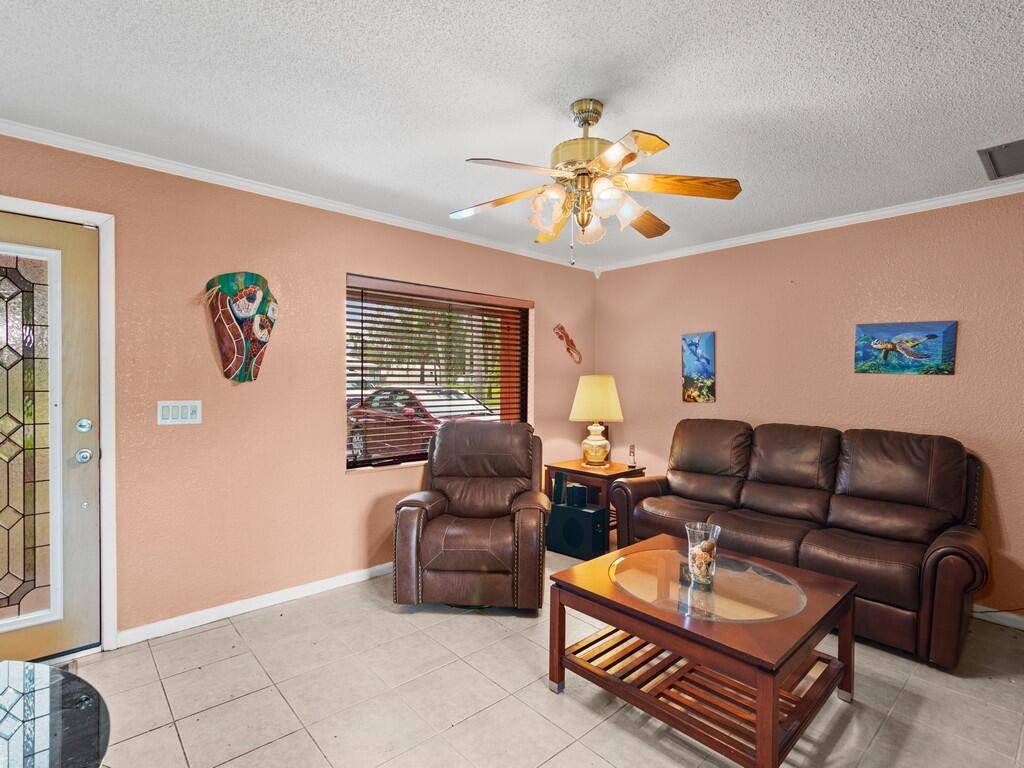 Fort Pierce, FL 34951,7506 Donlon RD