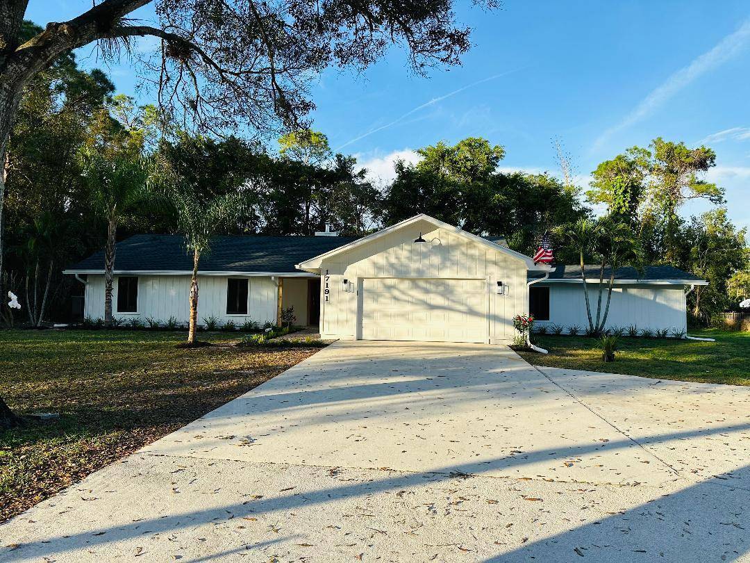 Loxahatchee, FL 33470,17191 N 38th RD