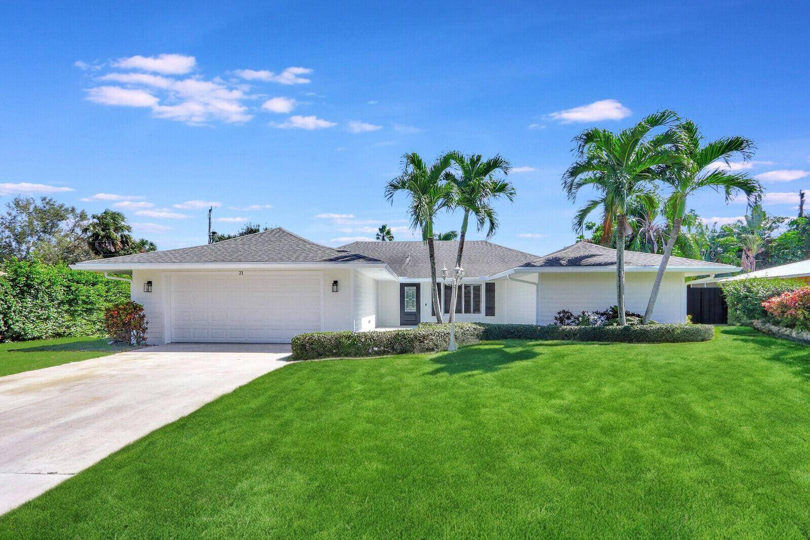 Tequesta, FL 33469,21 SE Paddock CIR