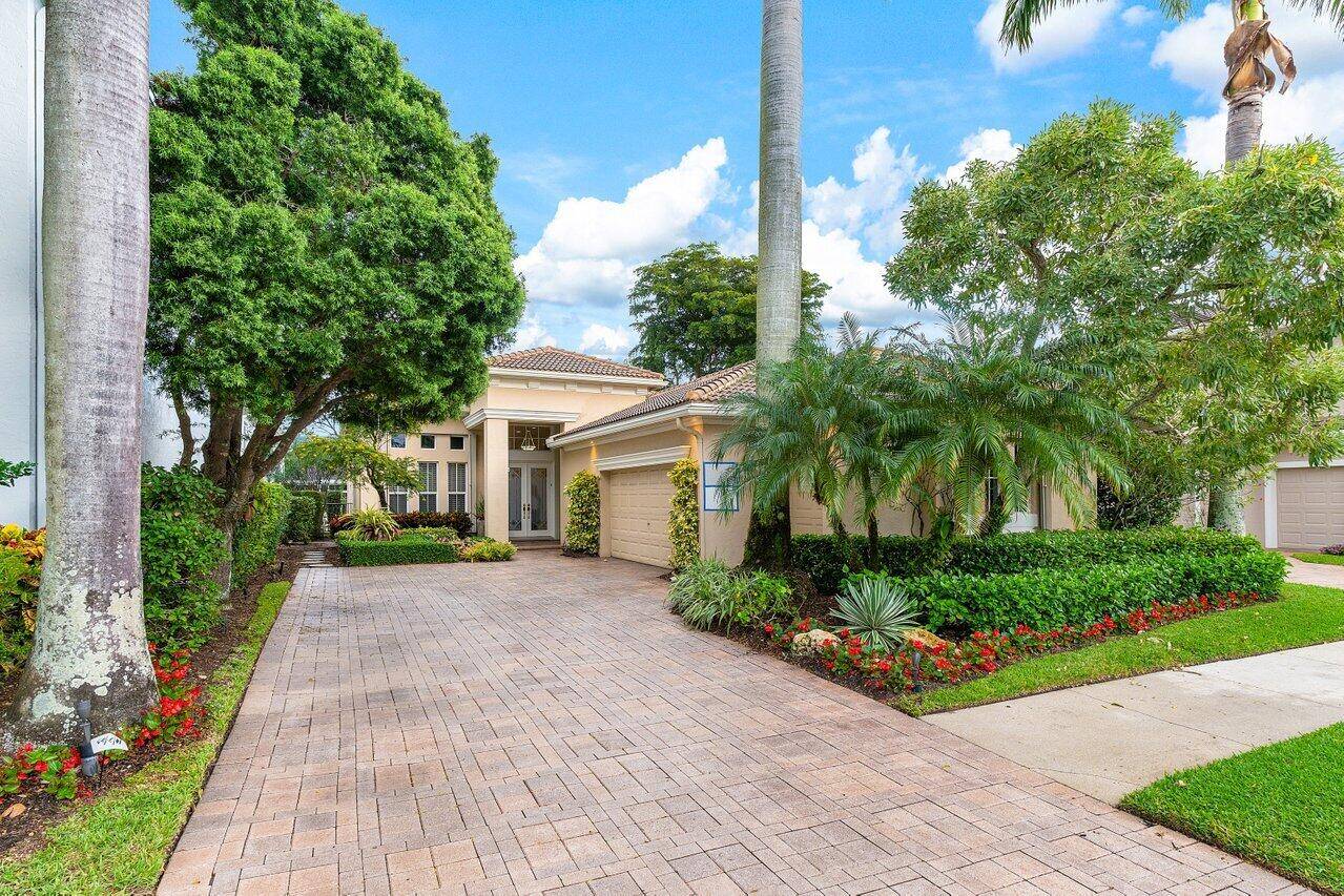 Palm Beach Gardens, FL 33418,157 Orchid Cay DR