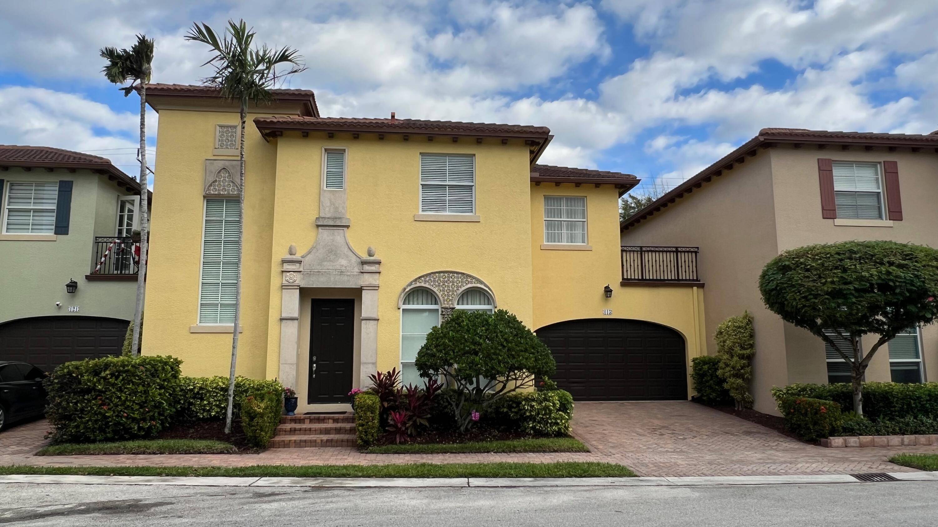 Boca Raton, FL 33487,115 Via Poinciana LN