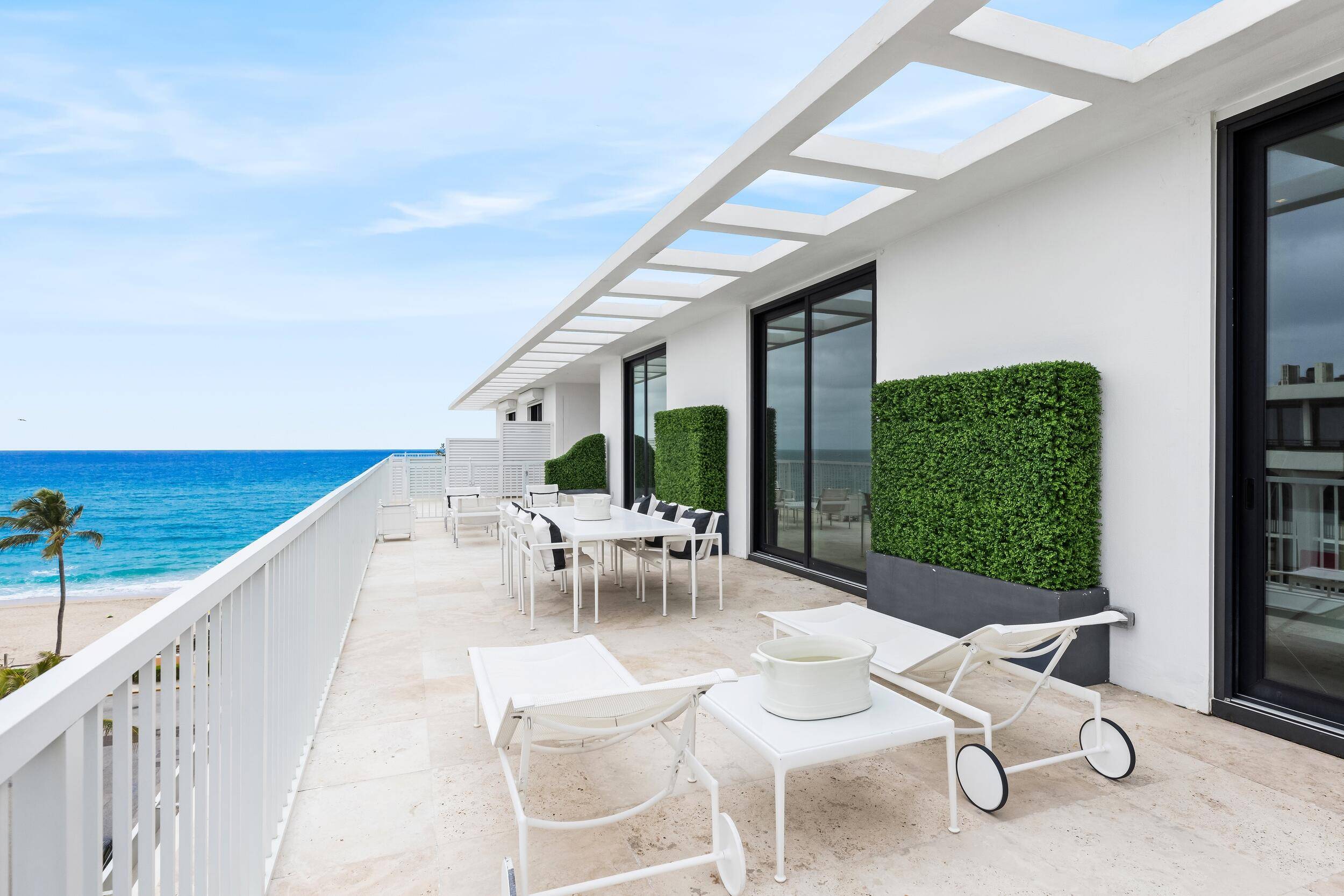 Palm Beach, FL 33480,400 S Ocean BLVD Phb