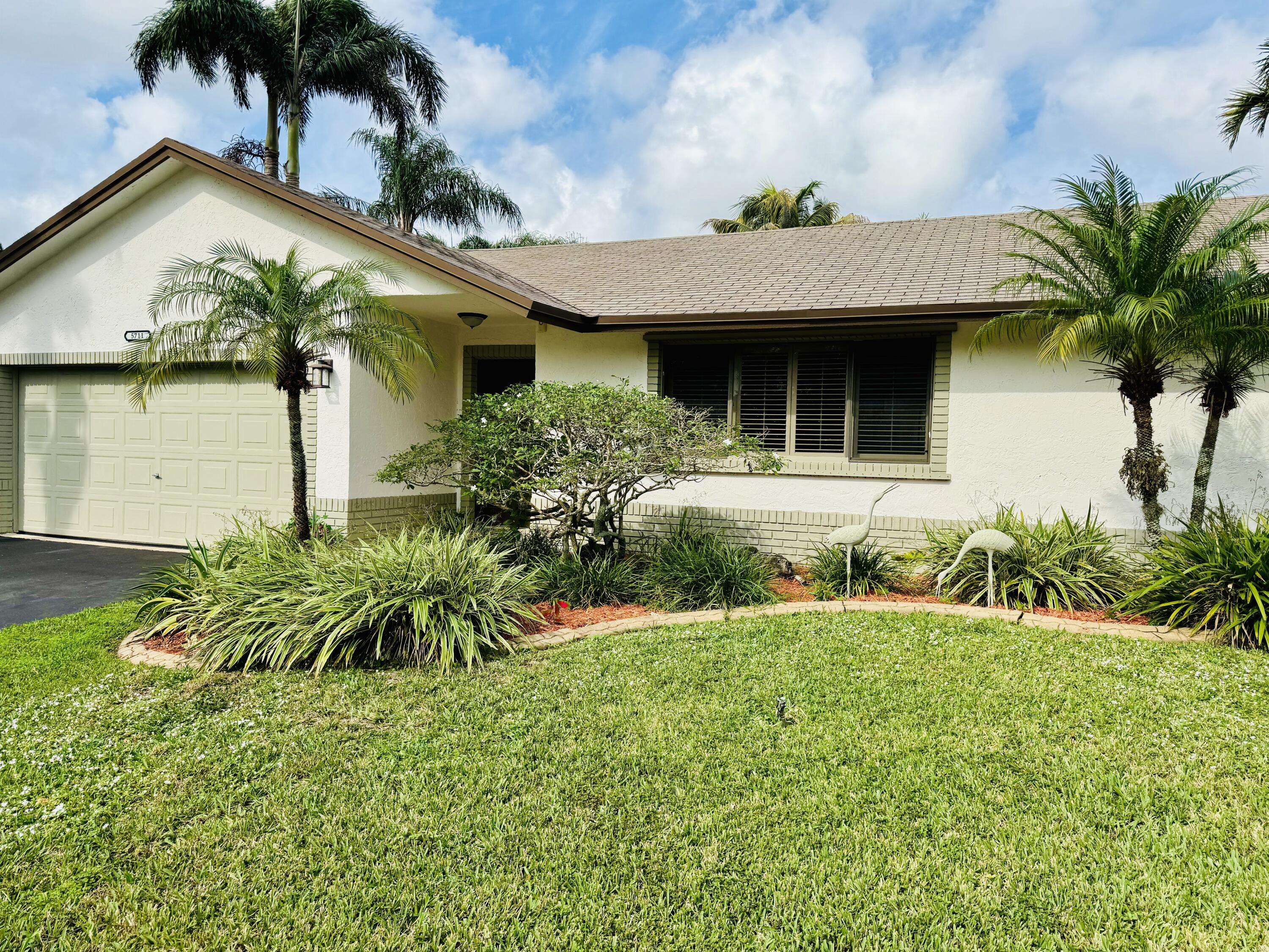 Davie, FL 33314,5711 SW 47th ST