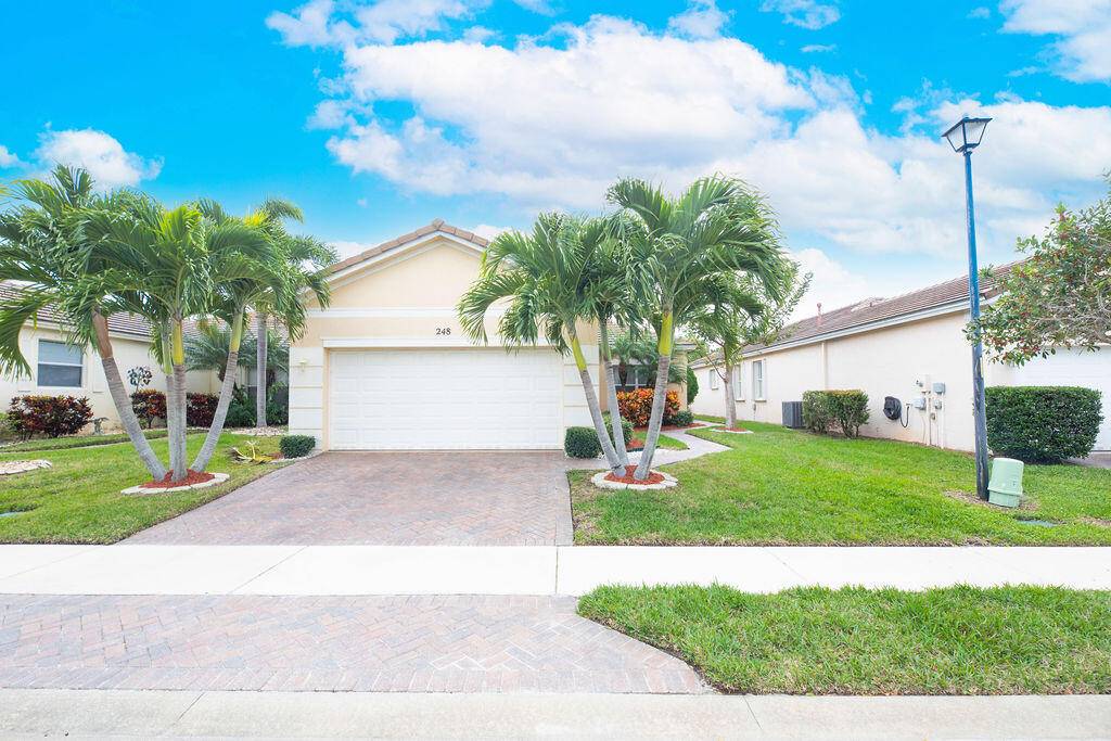 Port Saint Lucie, FL 34986,248 SW Manatee Springs WAY