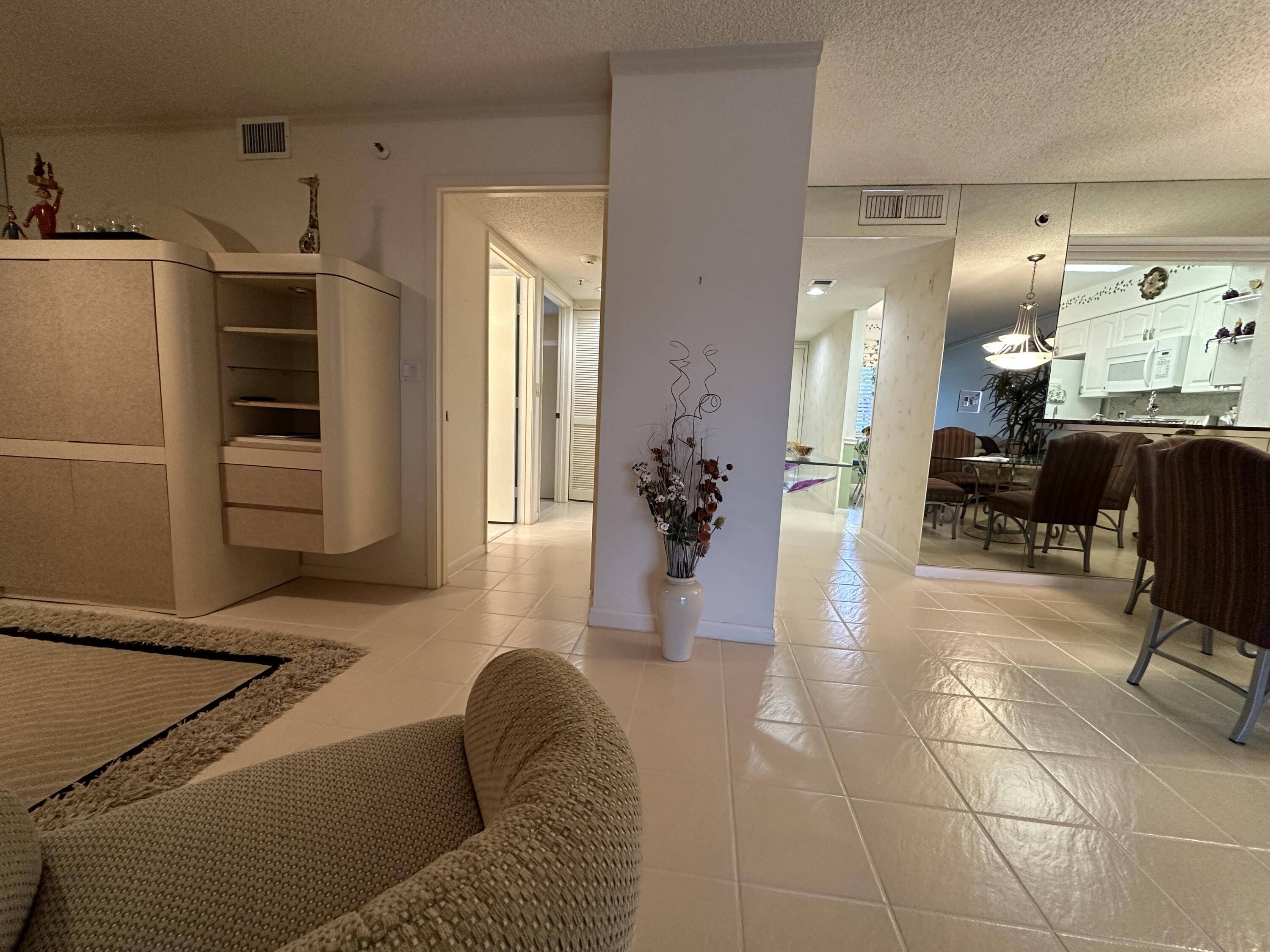 Delray Beach, FL 33484,6080 Huntwick TER 106