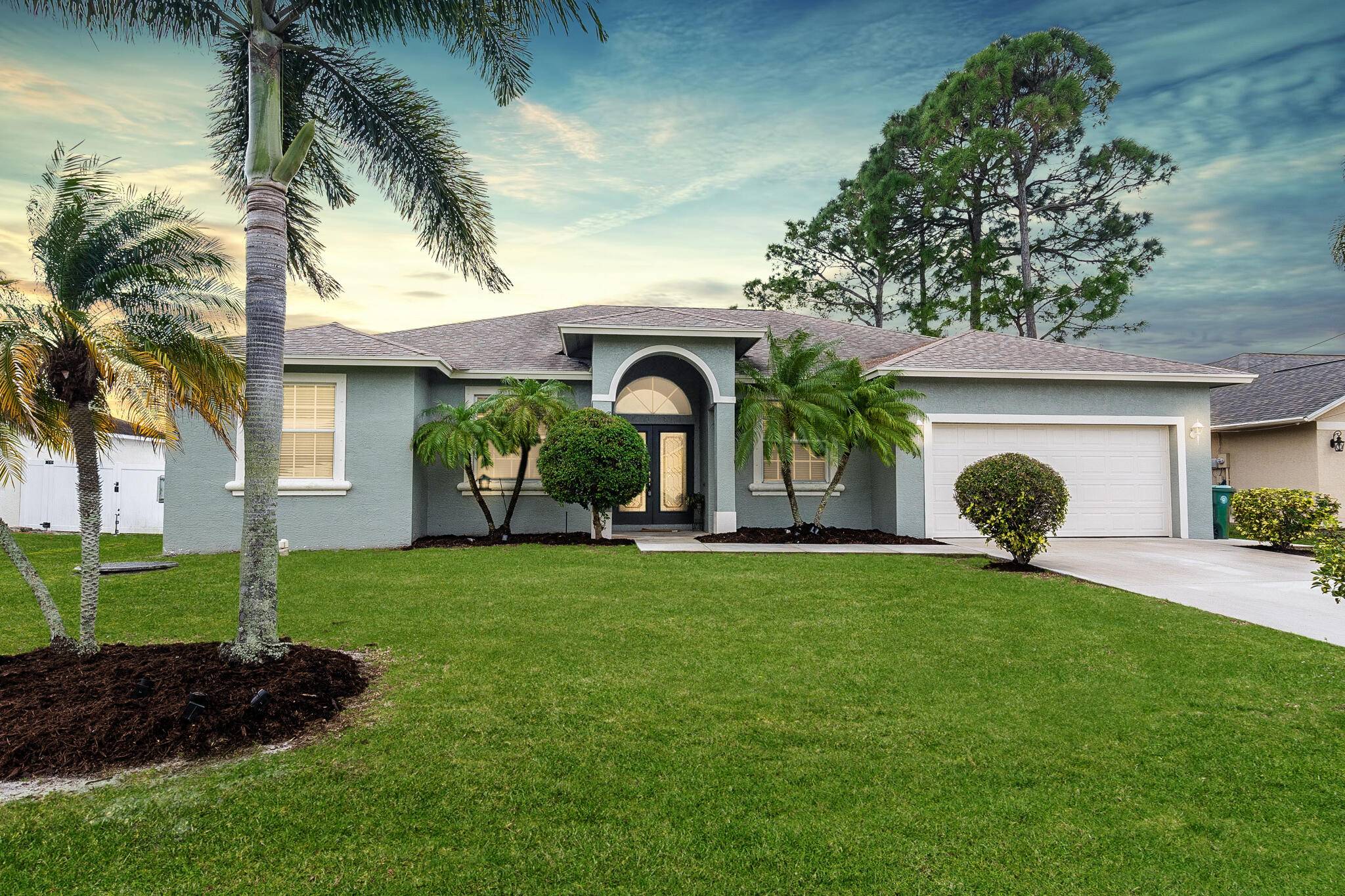 Port Saint Lucie, FL 34984,339 SE Fisk RD