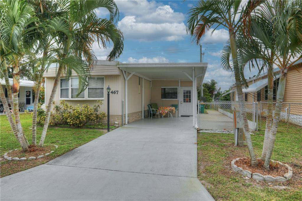 Barefoot Bay, FL 32976,467 Egret CIR