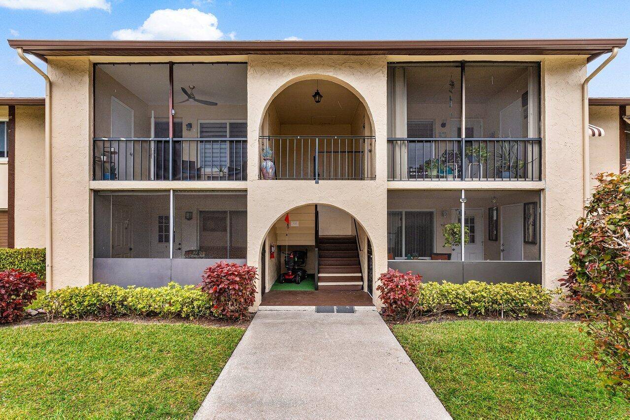 Greenacres, FL 33463,3492 La Mar CT B-1