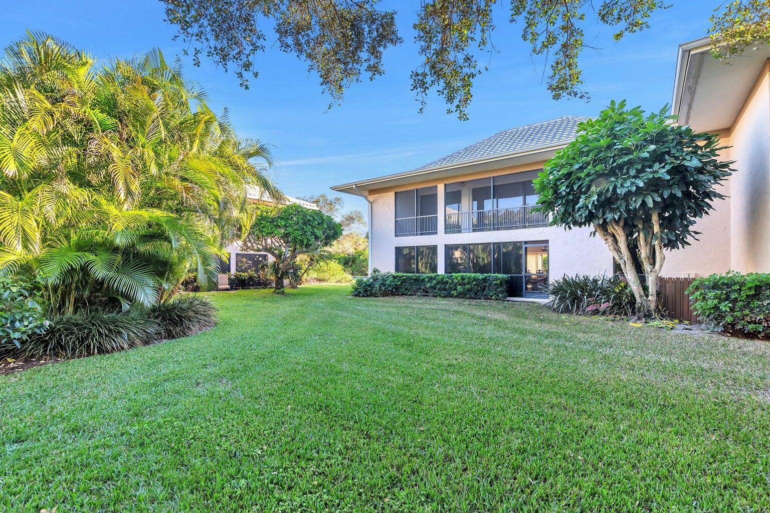 Tequesta, FL 33469,23 SE Turtle Creek DR F