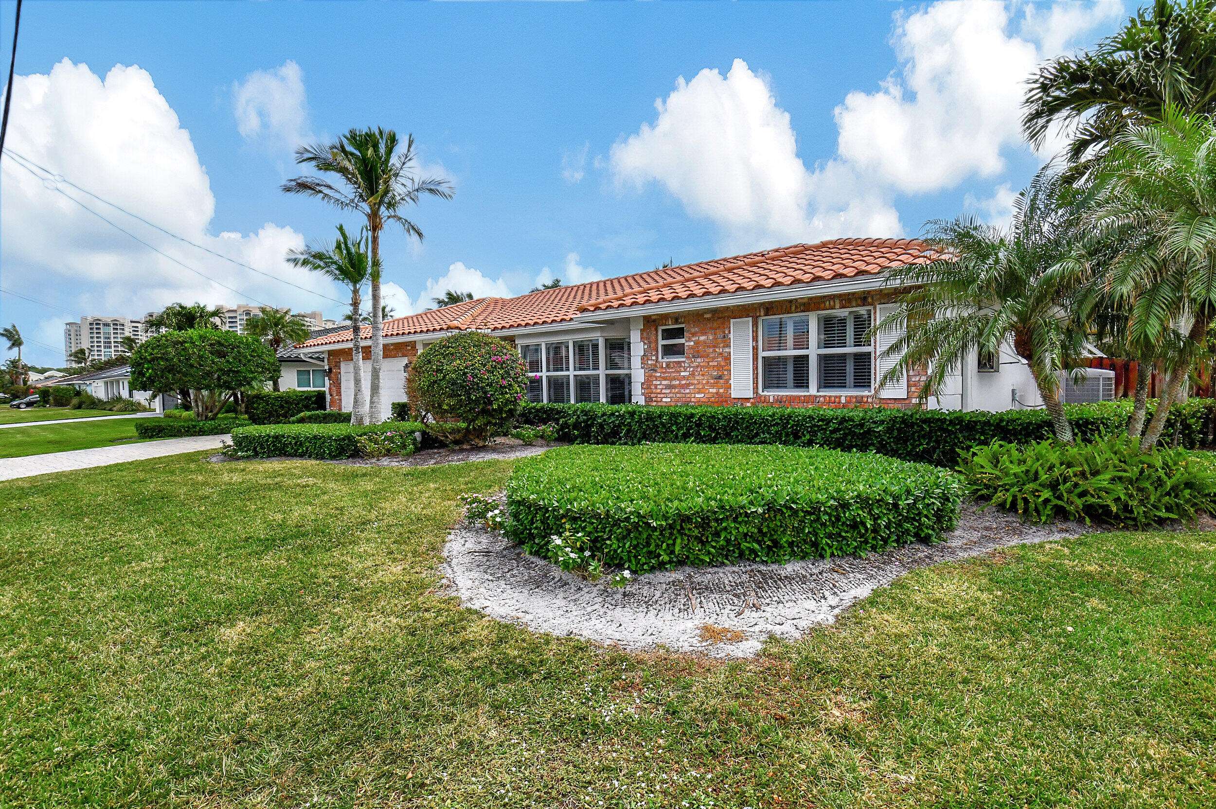 Boca Raton, FL 33487,816 Appleby ST