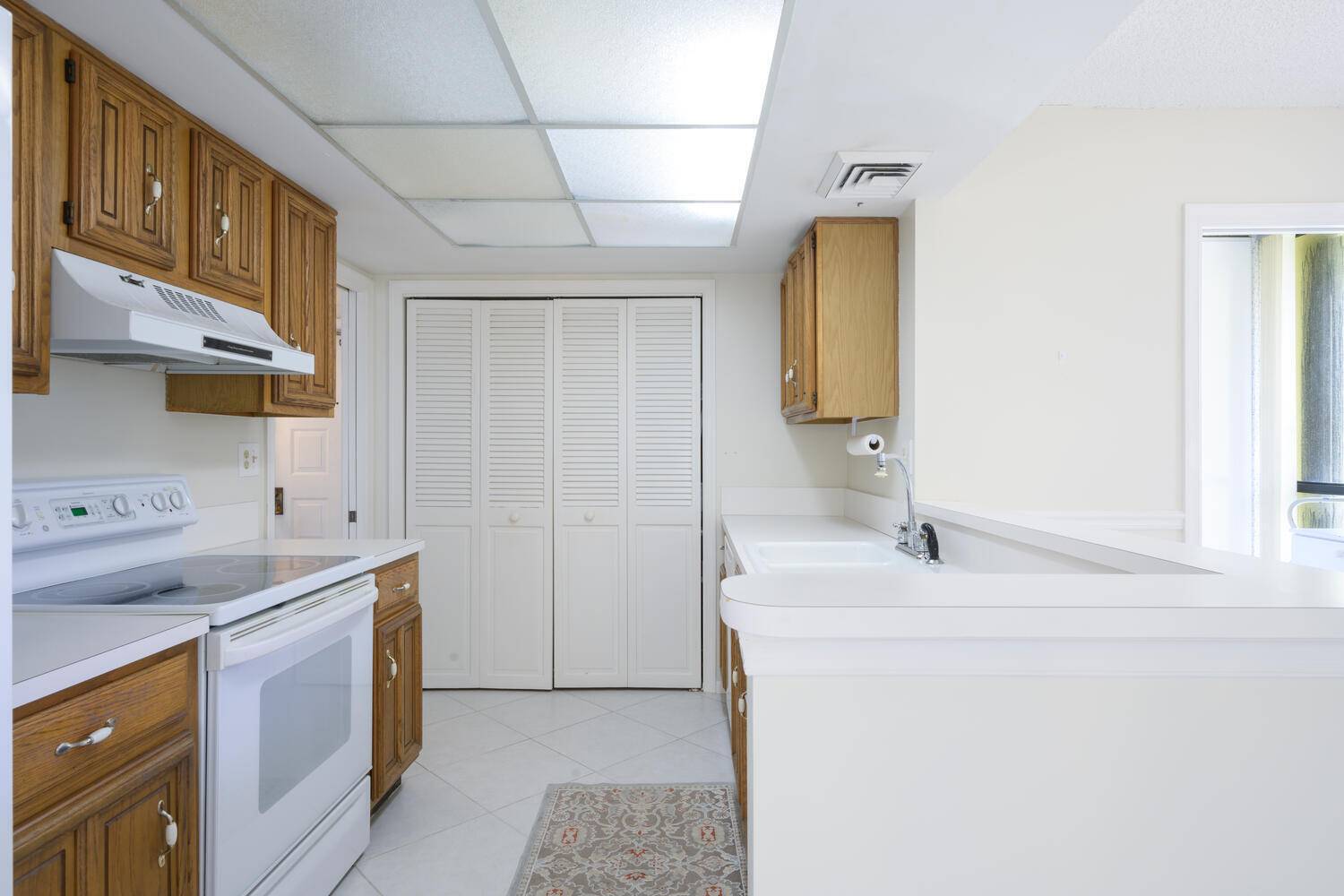 Palm Beach Gardens, FL 33418,5188 Woodland Lakes DR 337